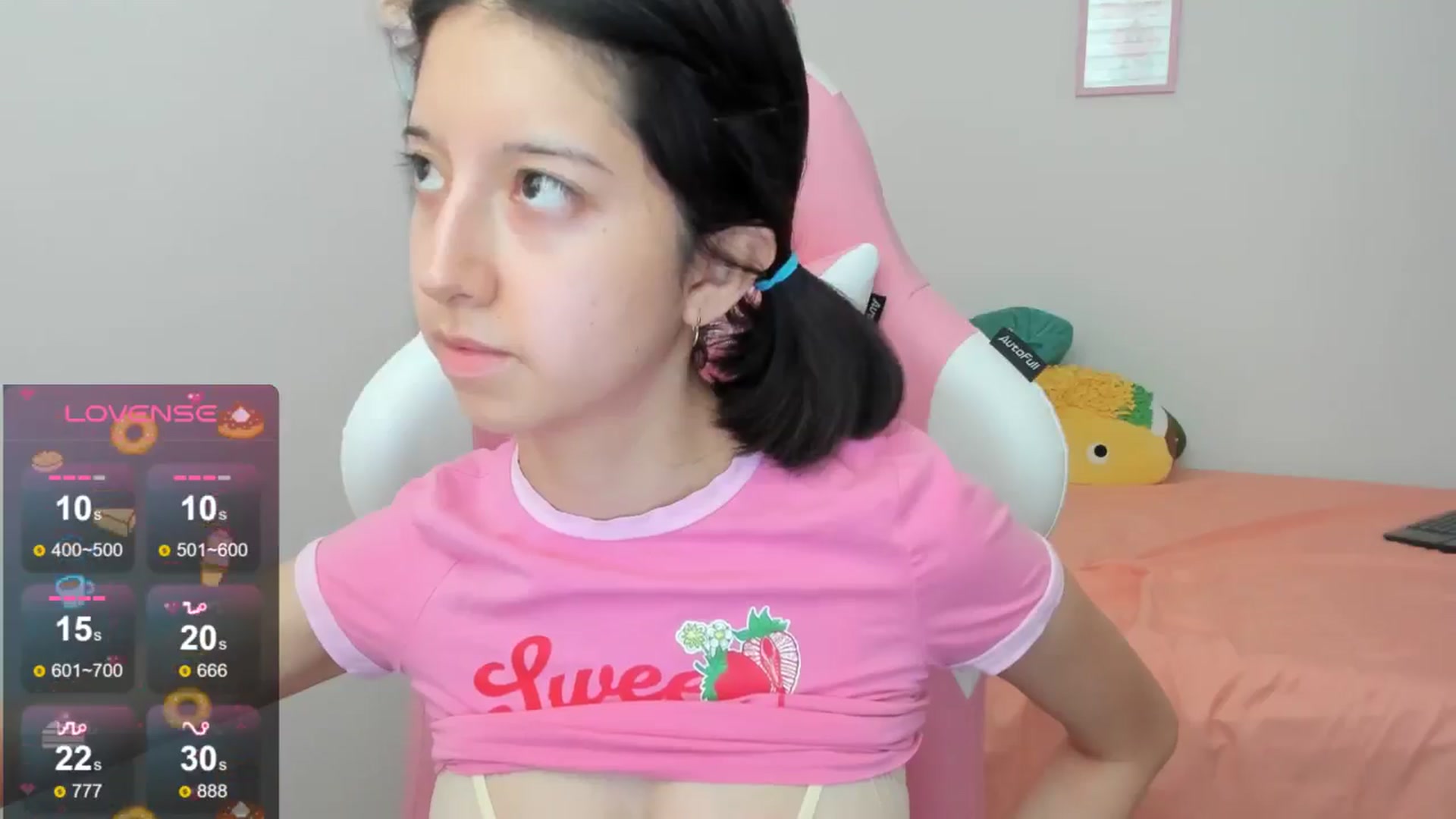 Gallery image thumbnail from Cherrycute666's myfreecams stream on, 09/02/2024, 22:56 image 15 of 20