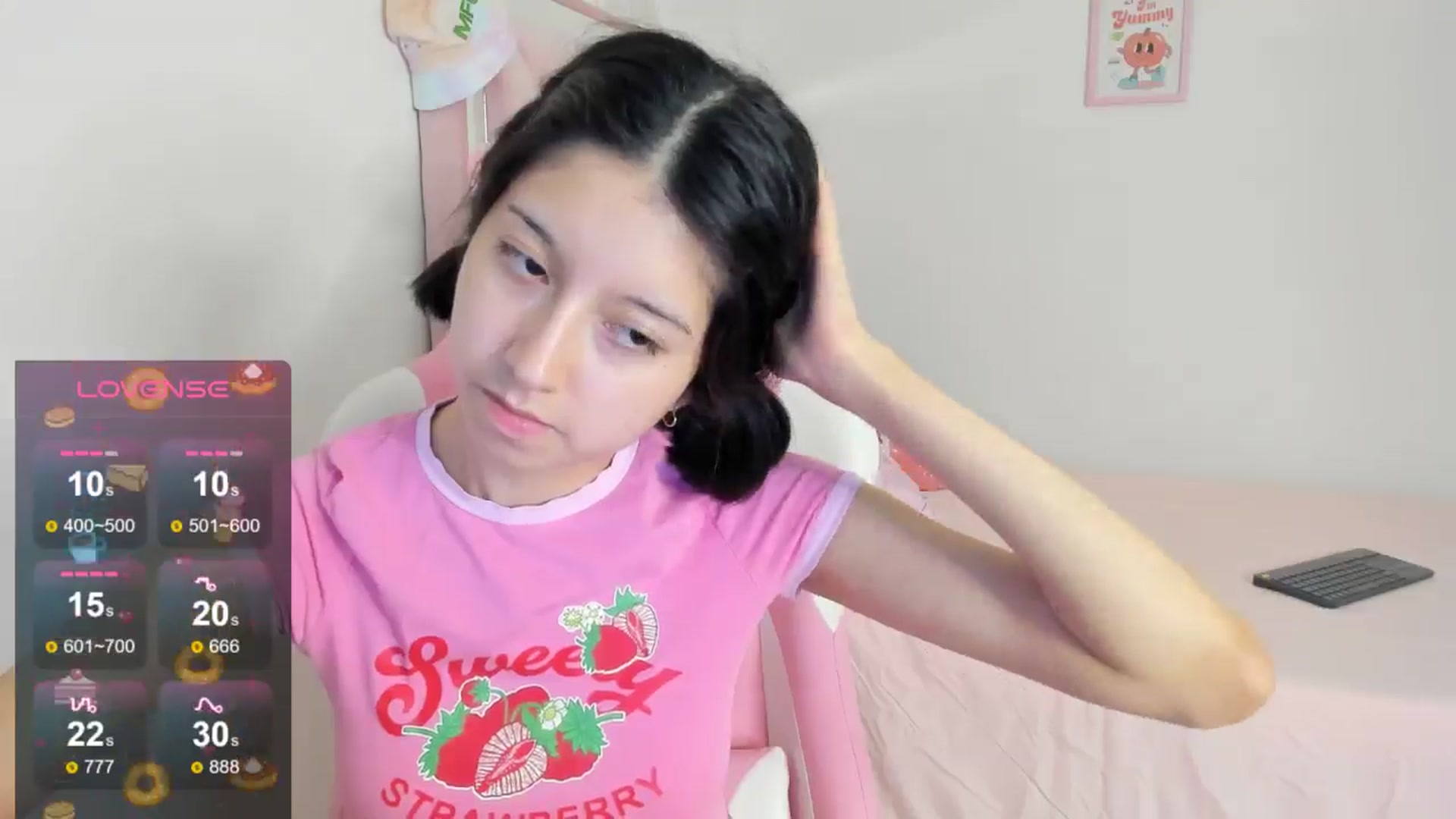 Gallery image thumbnail from Cherrycute666's myfreecams stream on, 09/03/2024, 06:49 image 13 of 20