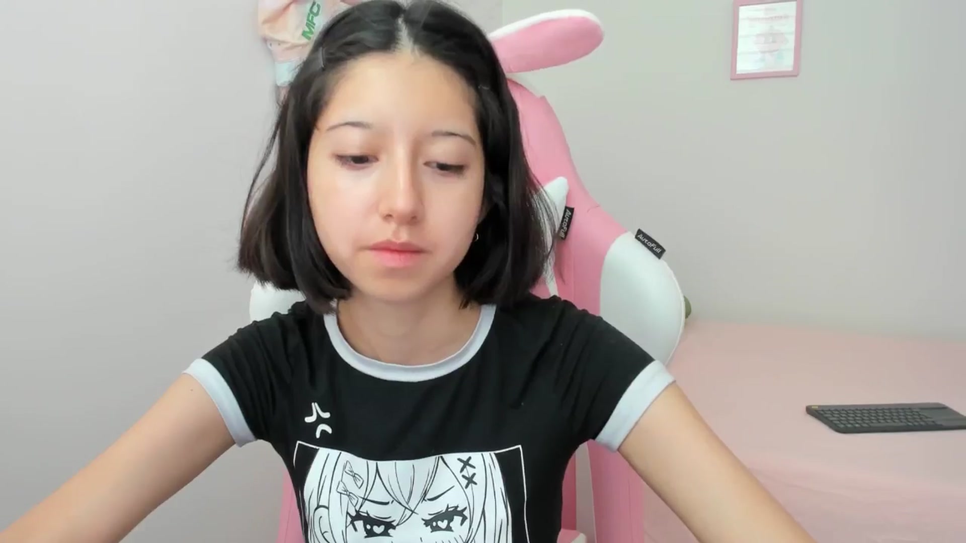 Gallery image thumbnail from Cherrycute666's myfreecams stream on, 09/05/2024, 16:59 image 17 of 20
