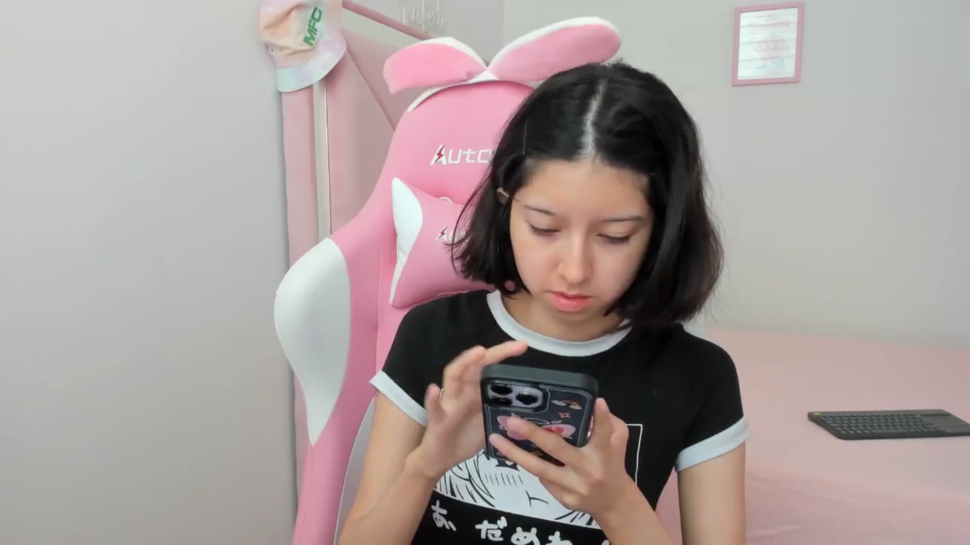Gallery image thumbnail from Cherrycute666's myfreecams stream on, 09/05/2024, 16:59 image 2 of 20