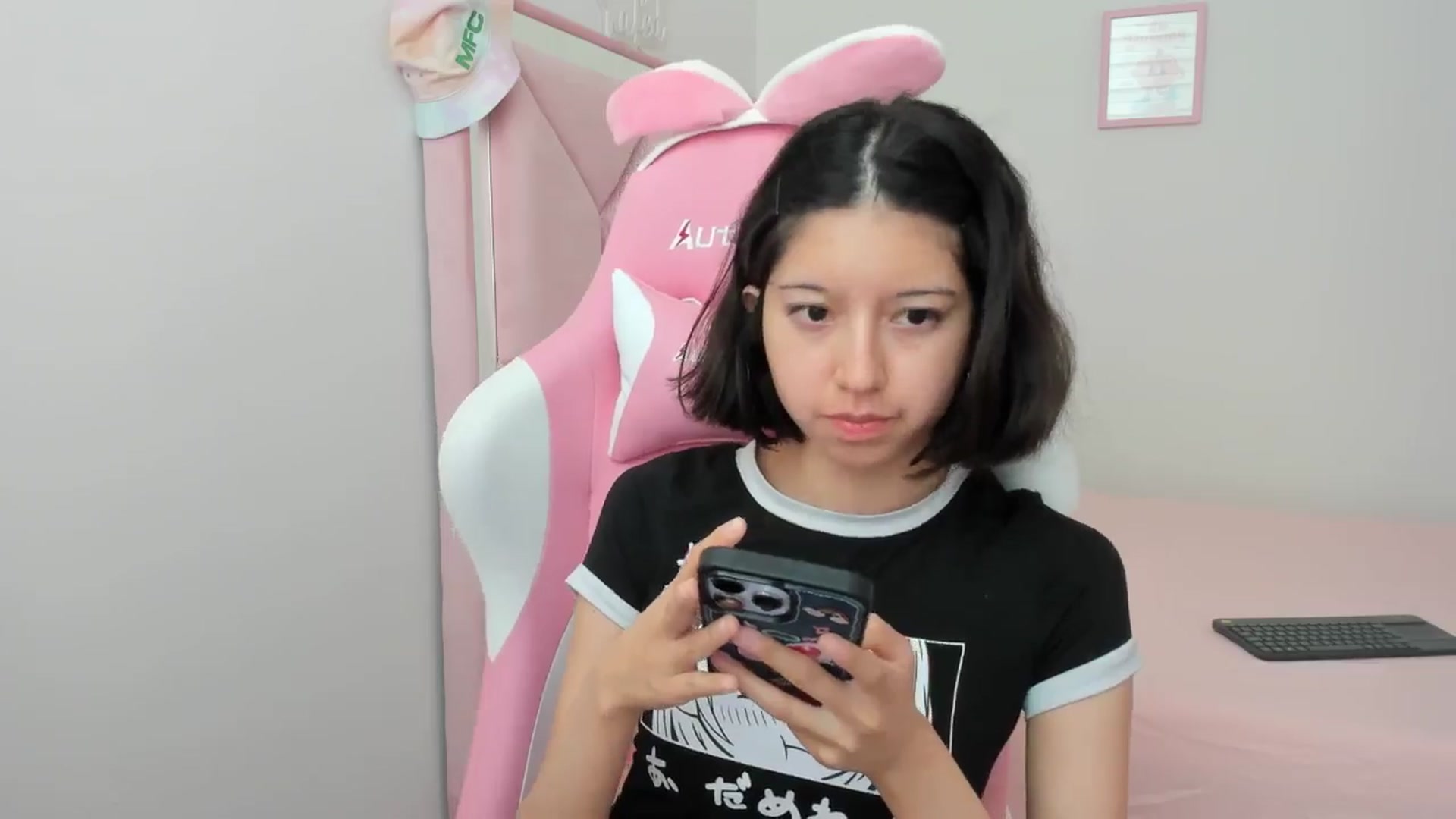 Gallery image thumbnail from Cherrycute666's myfreecams stream on, 09/05/2024, 16:59 image 4 of 20