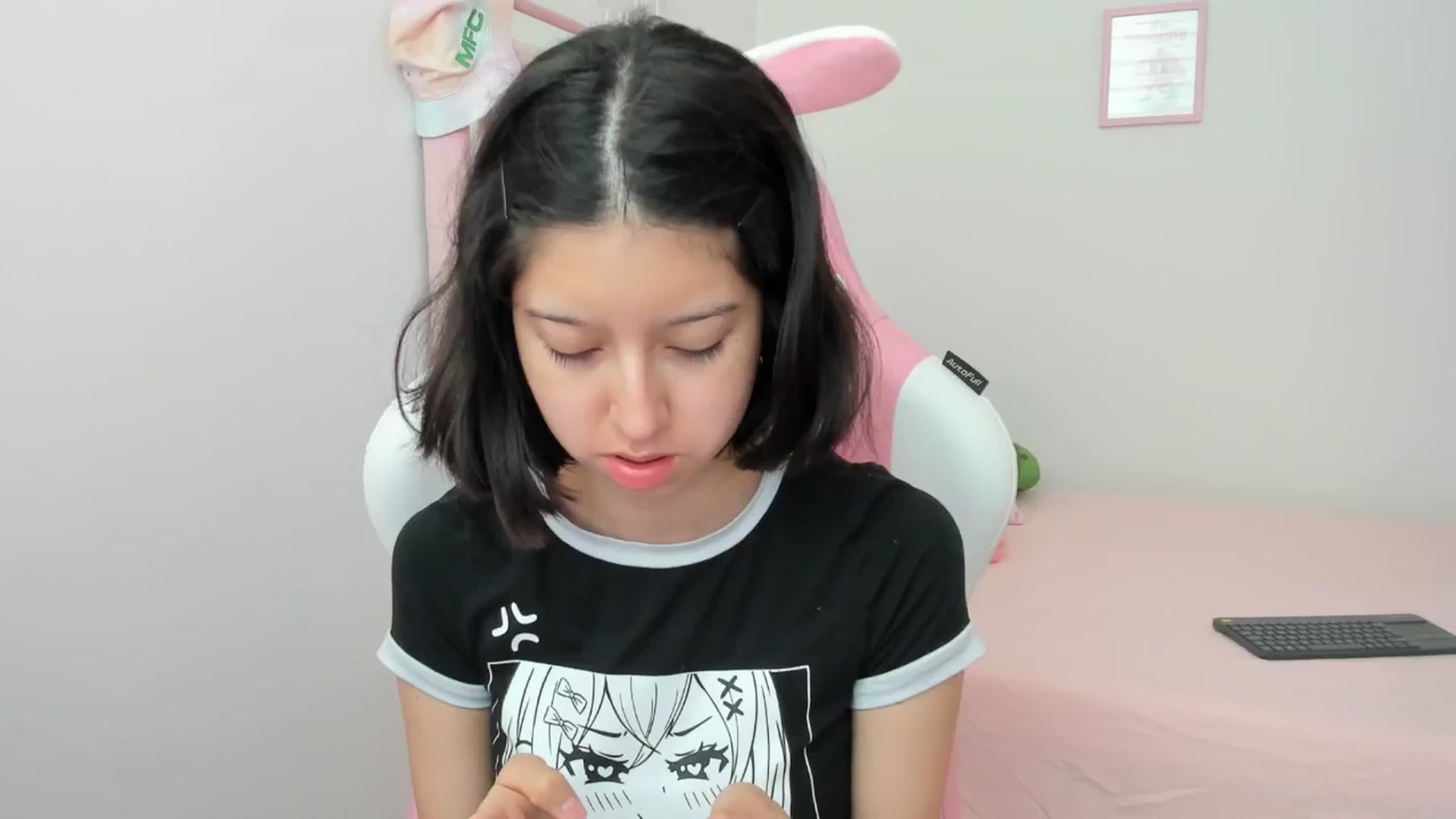 Gallery image thumbnail from Cherrycute666's myfreecams stream on, 09/05/2024, 16:59 image 12 of 20