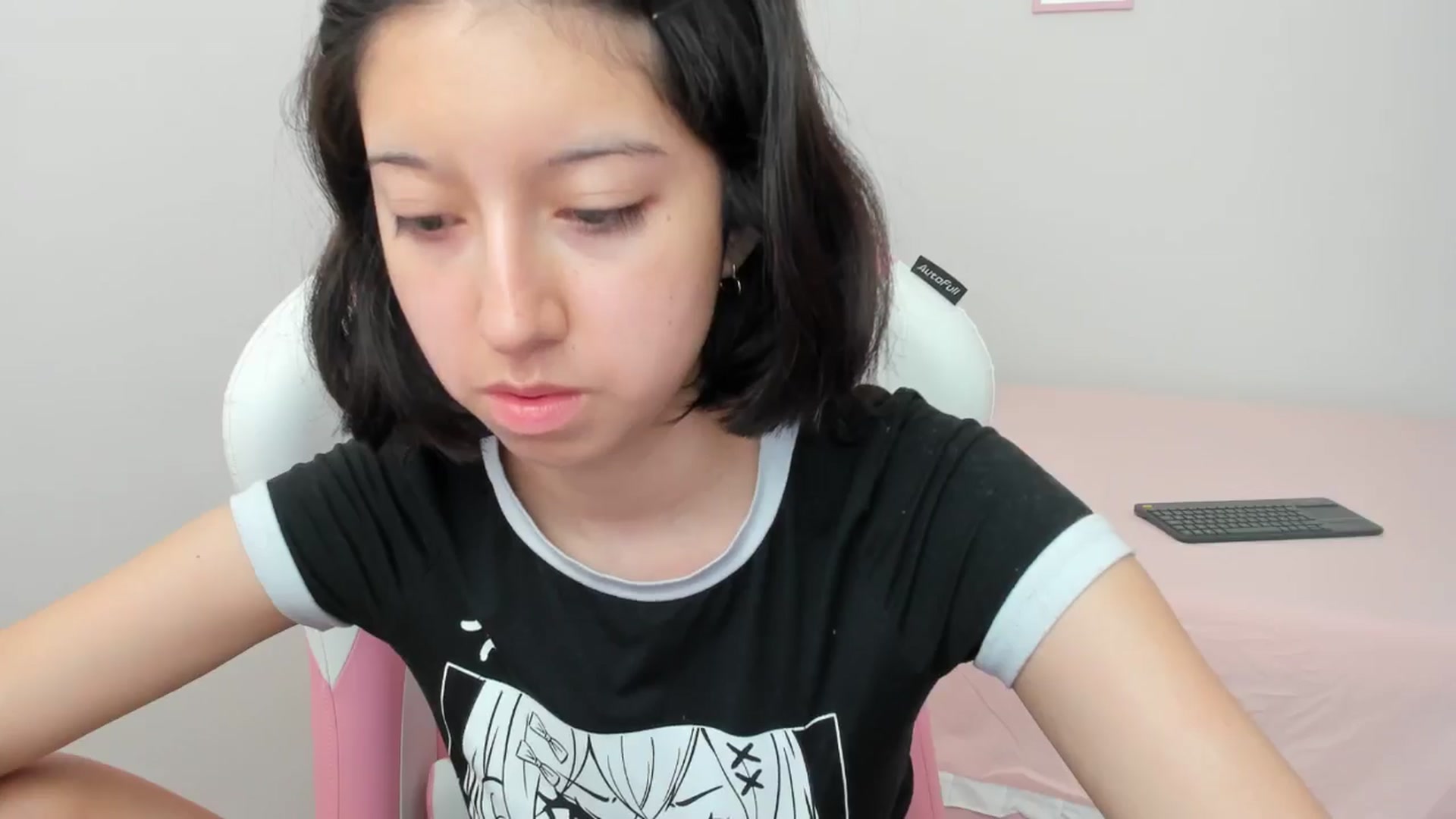 Gallery image thumbnail from Cherrycute666's myfreecams stream on, 09/05/2024, 17:53 image 11 of 20