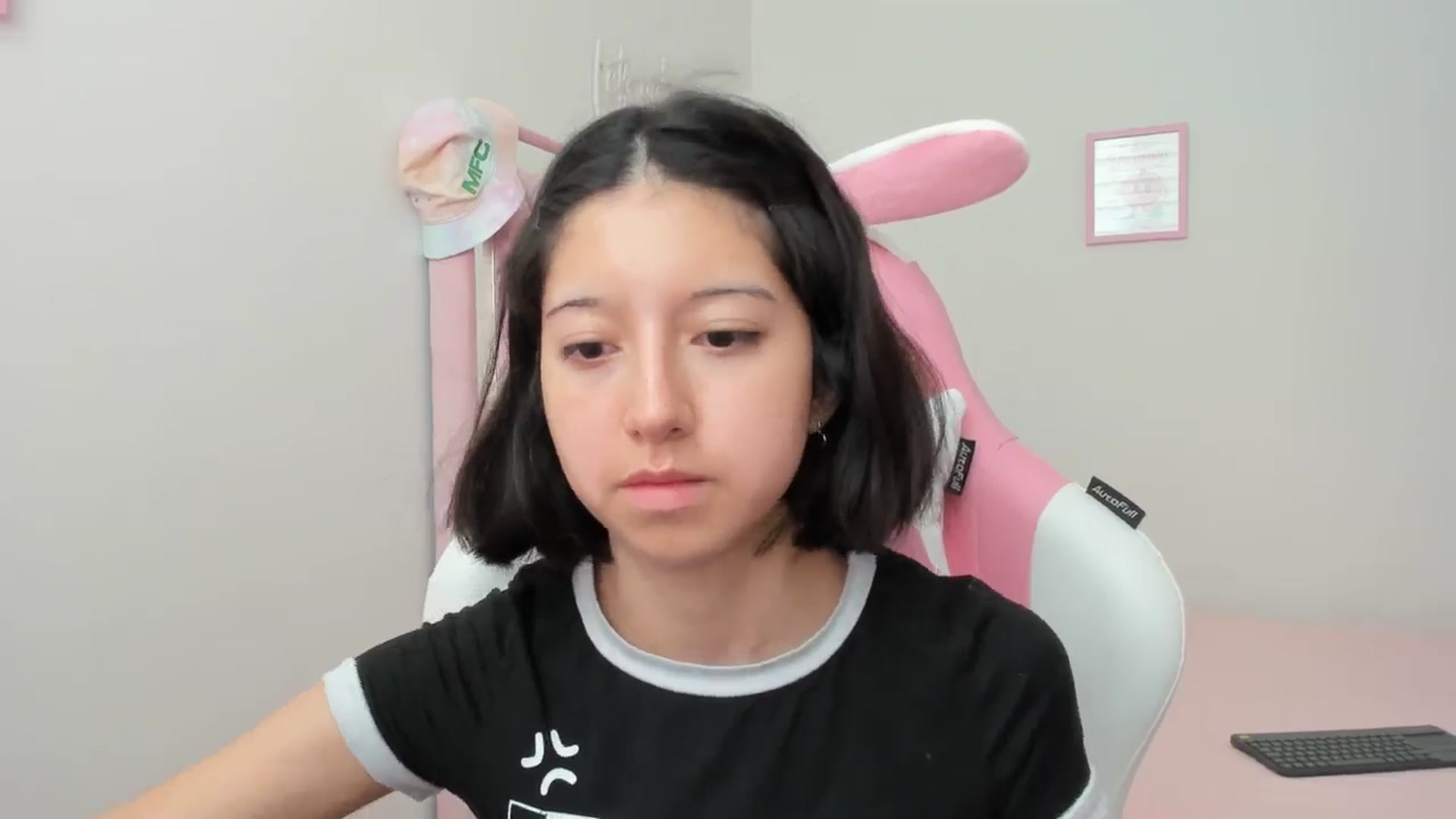 Gallery image thumbnail from Cherrycute666's myfreecams stream on, 09/05/2024, 17:53 image 6 of 20