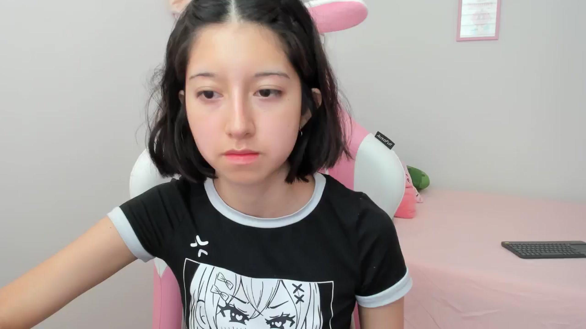 Gallery image thumbnail from Cherrycute666's myfreecams stream on, 09/05/2024, 18:24 image 3 of 20