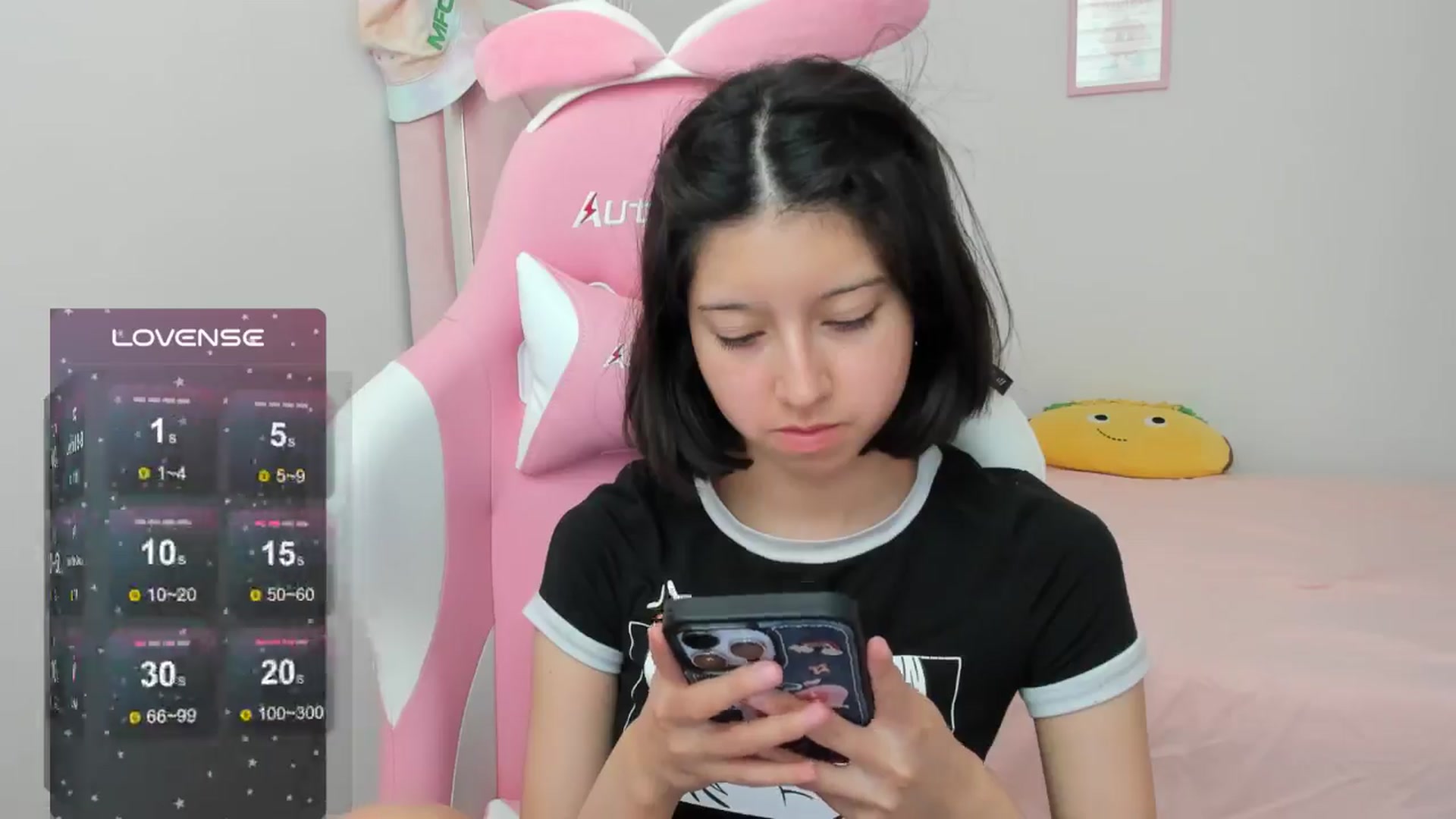 Gallery image thumbnail from Cherrycute666's myfreecams stream on, 09/05/2024, 20:49 image 13 of 20