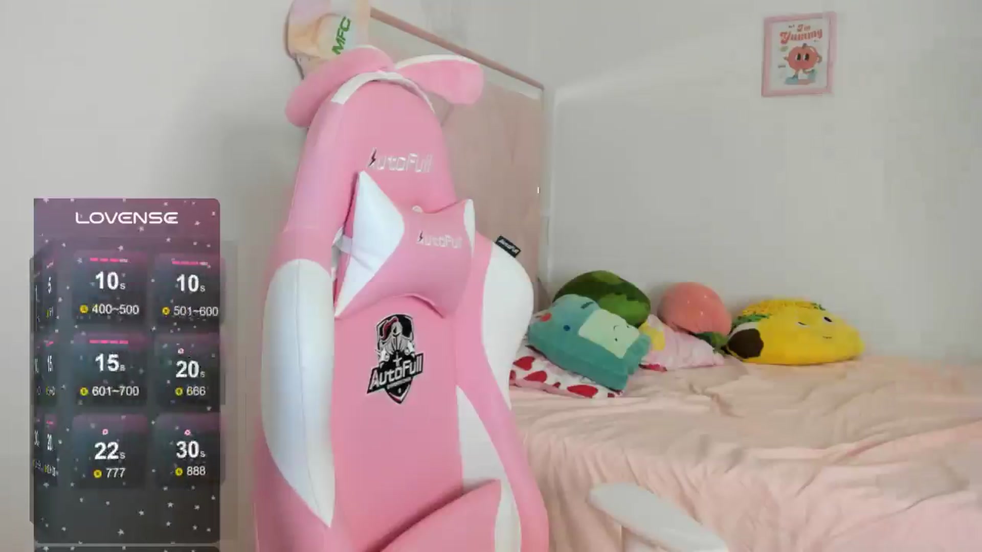 Gallery image thumbnail from Cherrycute666's myfreecams stream on, 09/06/2024, 06:13 image 15 of 20