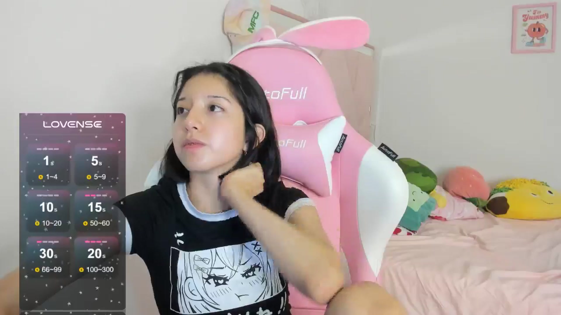 Gallery image thumbnail from Cherrycute666's myfreecams stream on, 09/06/2024, 06:13 image 10 of 20