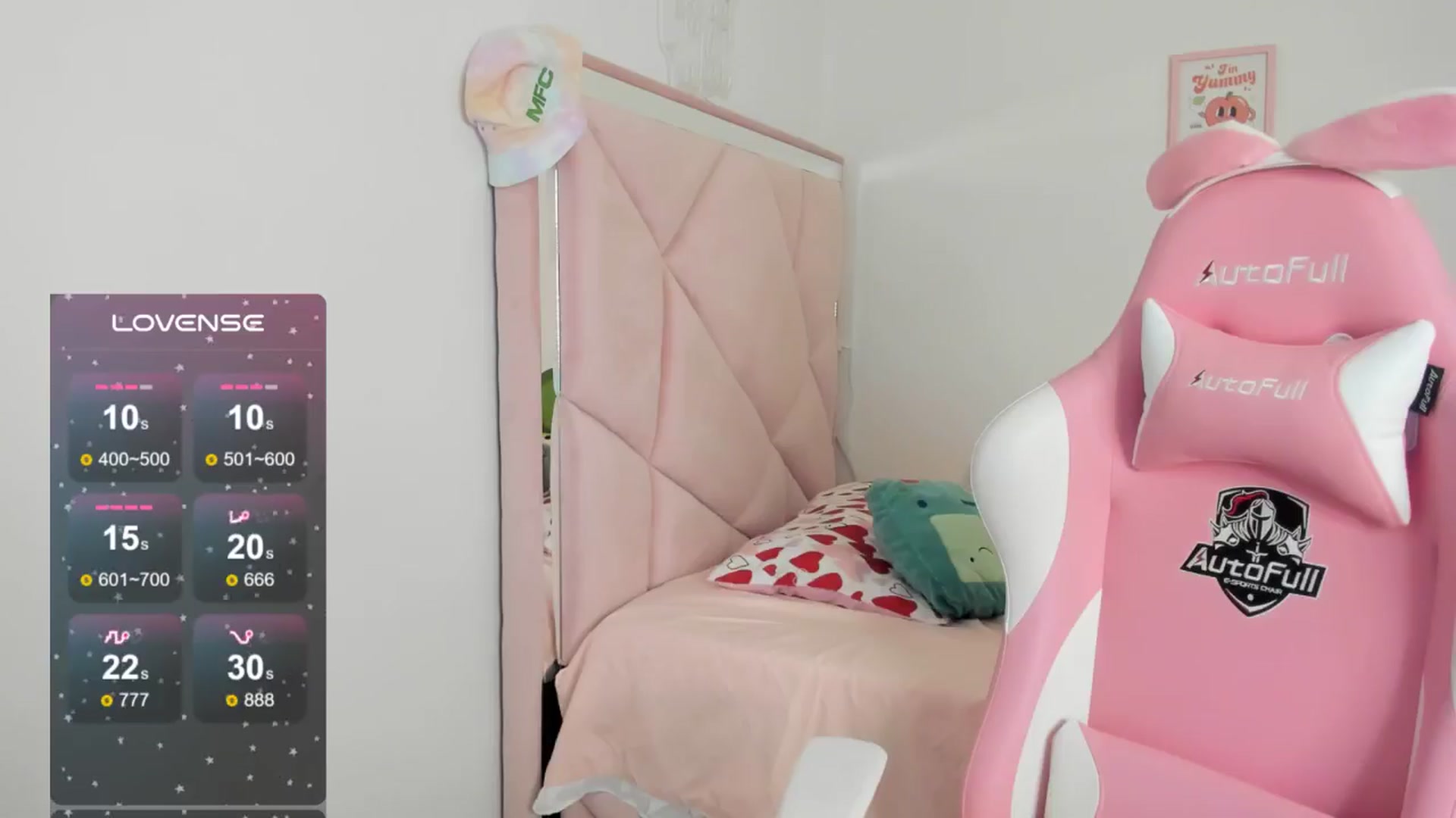 Gallery image thumbnail from Cherrycute666's myfreecams stream on, 09/07/2024, 24:52 image 4 of 20