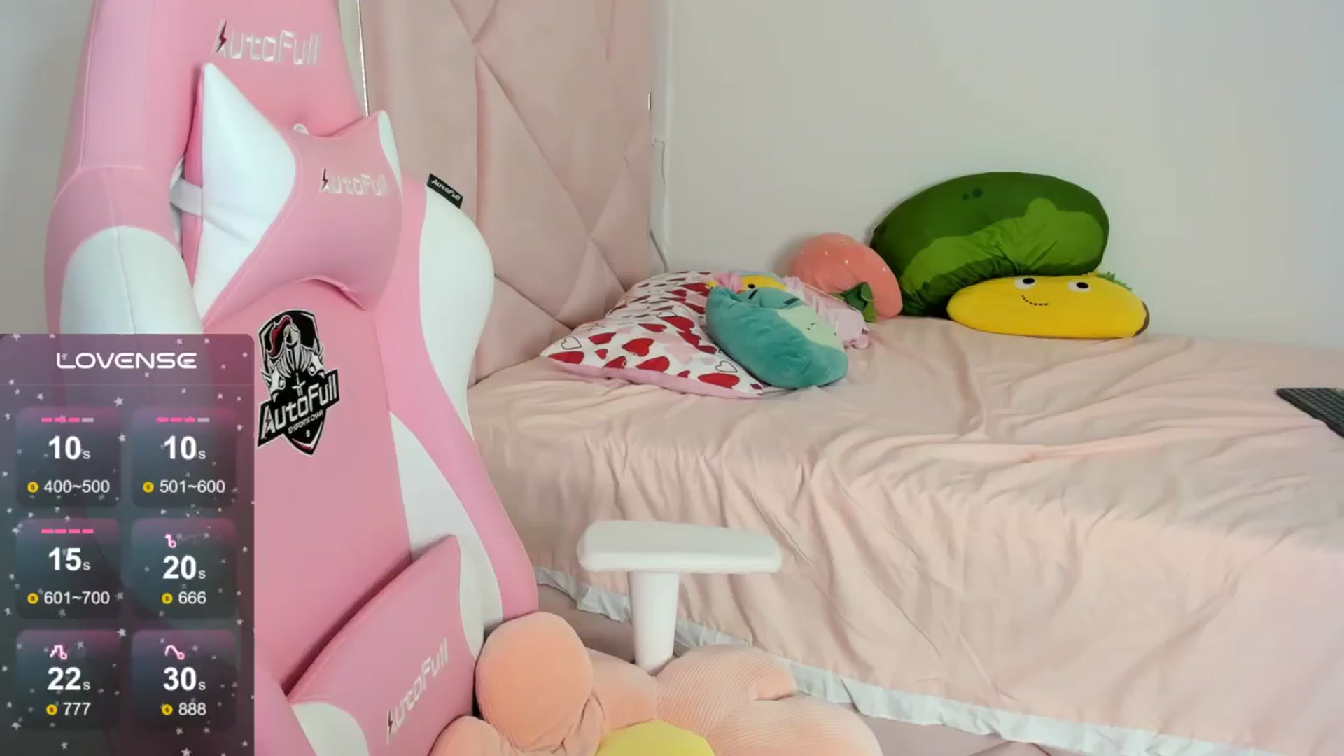 Gallery image thumbnail from Cherrycute666's myfreecams stream on, 09/07/2024, 07:56 image 13 of 20