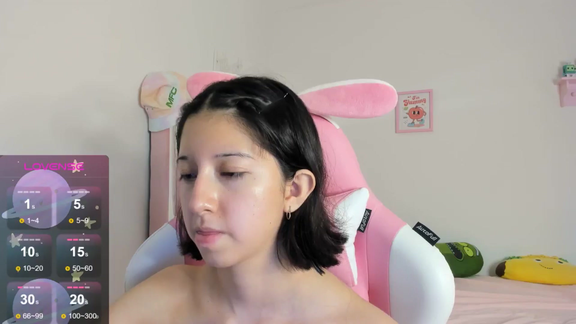 Gallery image thumbnail from Cherrycute666's myfreecams stream on, 09/07/2024, 12:33 image 13 of 20