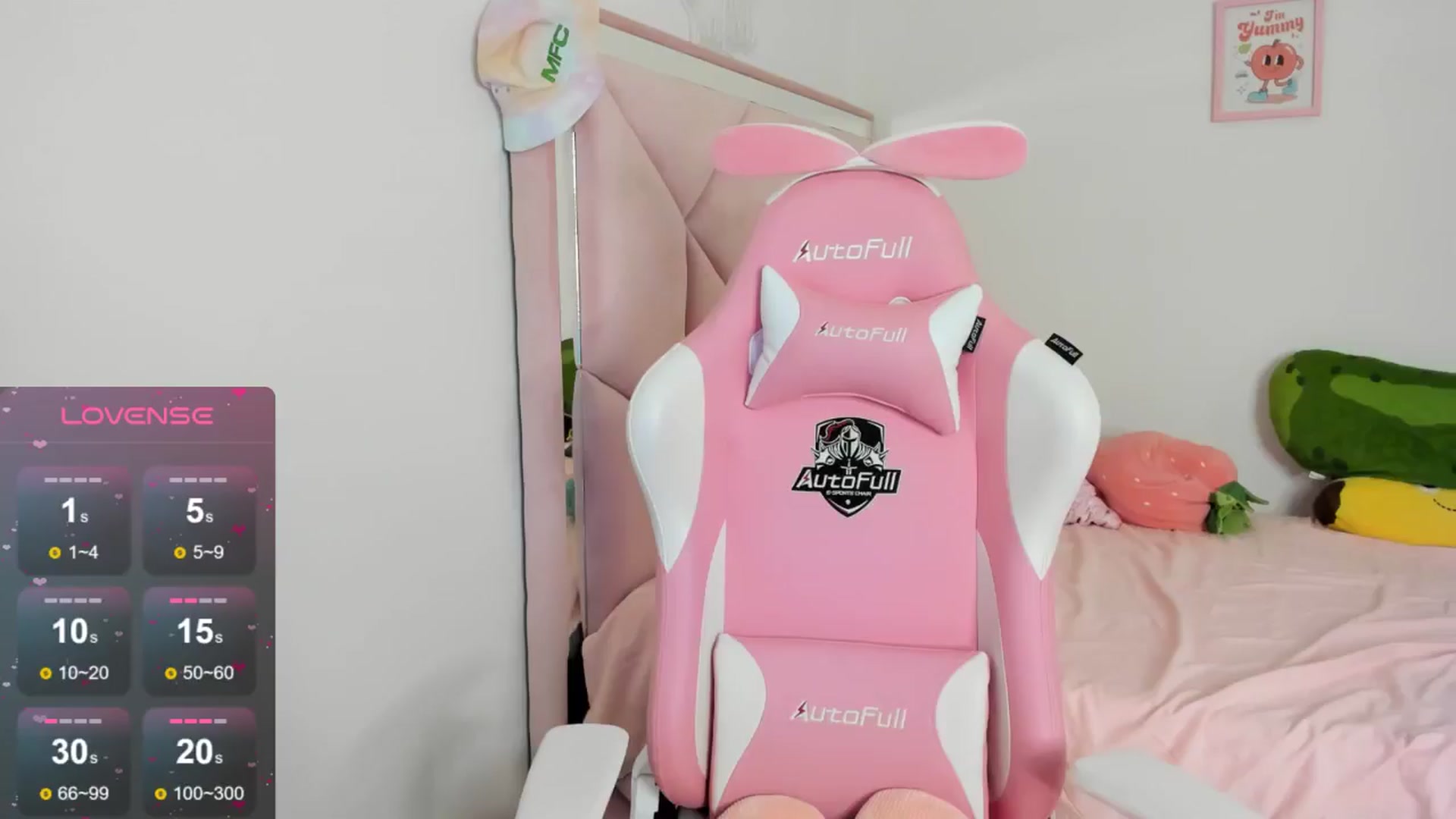 Gallery image thumbnail from Cherrycute666's myfreecams stream on, 09/08/2024, 03:39 image 17 of 20