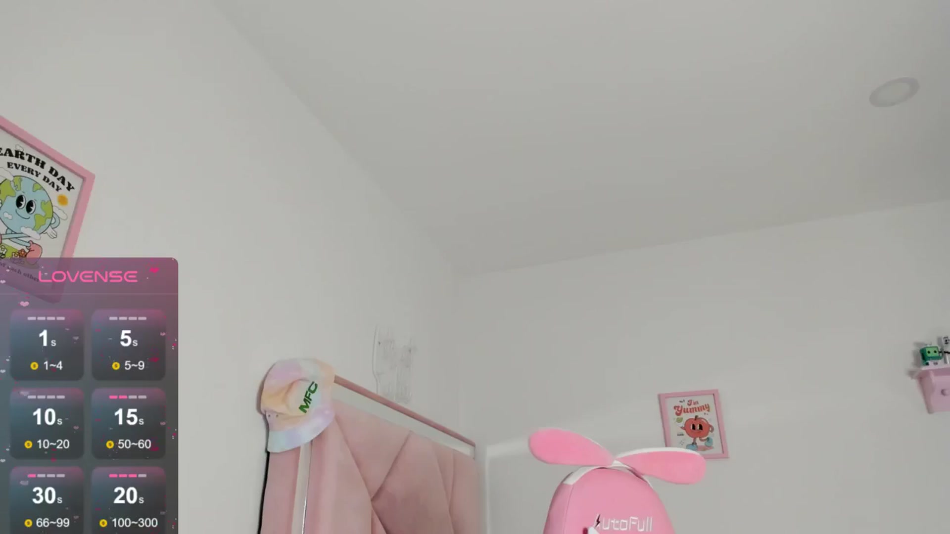 Gallery image thumbnail from Cherrycute666's myfreecams stream on, 09/08/2024, 07:35 image 7 of 20