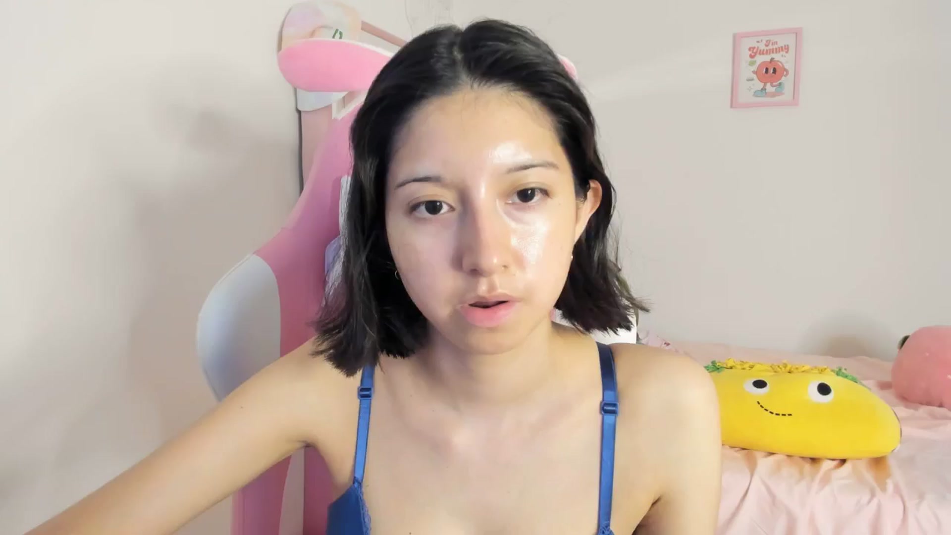 Gallery image thumbnail from Cherrycute666's myfreecams stream on, 09/08/2024, 10:55 image 6 of 20