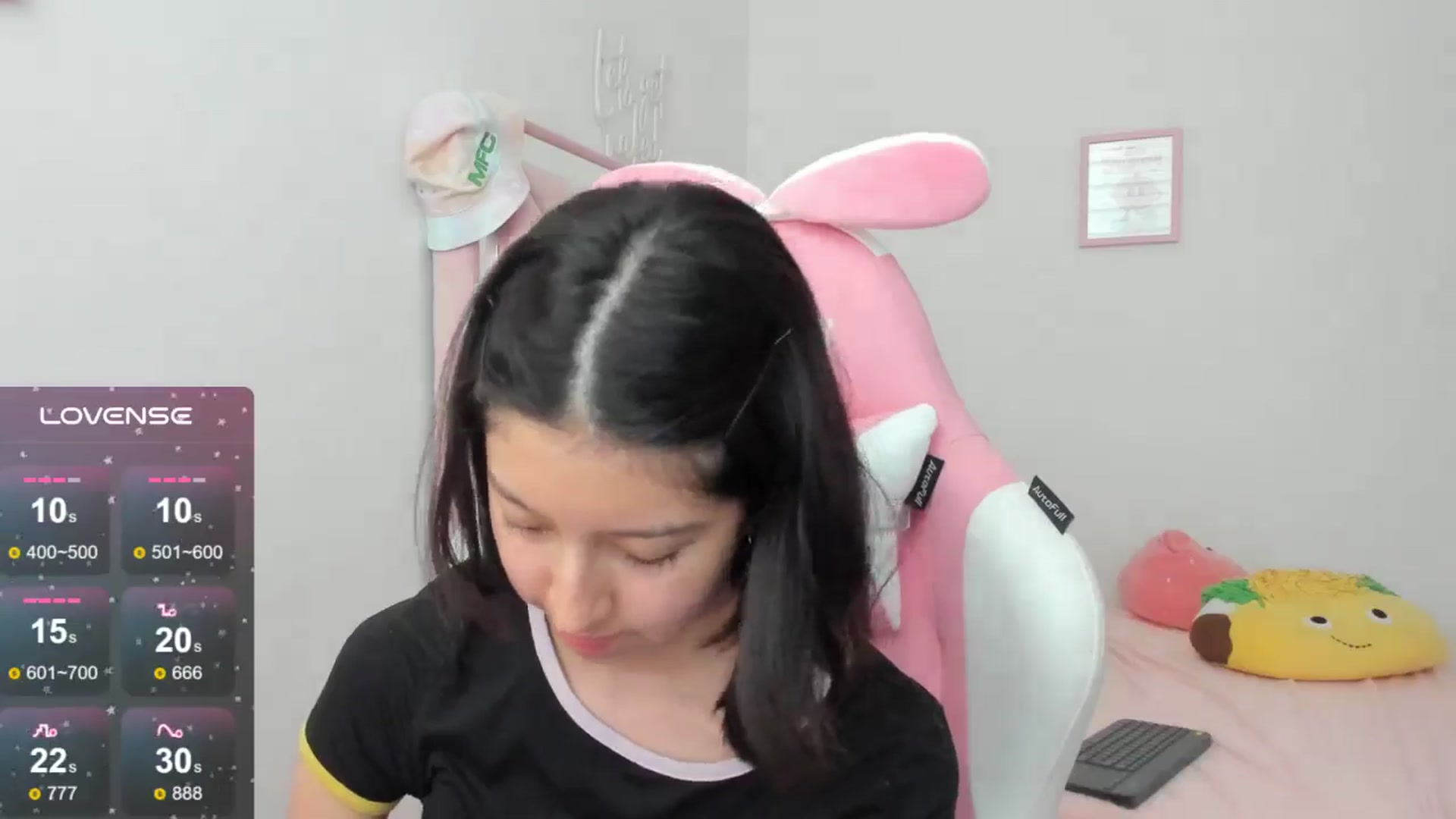 Gallery image thumbnail from Cherrycute666's myfreecams stream on, 09/09/2024, 24:01 image 13 of 20