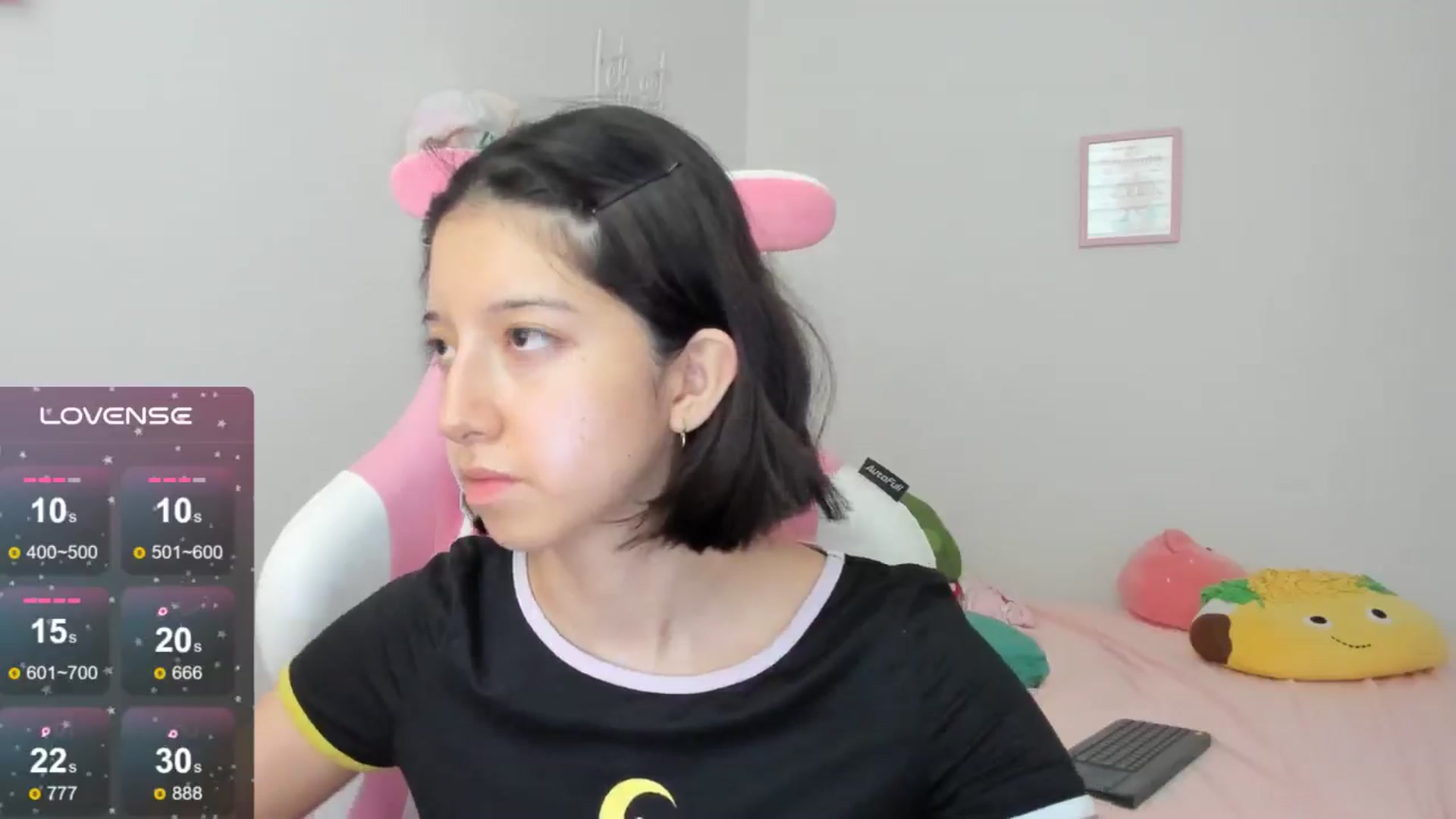 Gallery image thumbnail from Cherrycute666's myfreecams stream on, 09/09/2024, 24:01 image 10 of 20