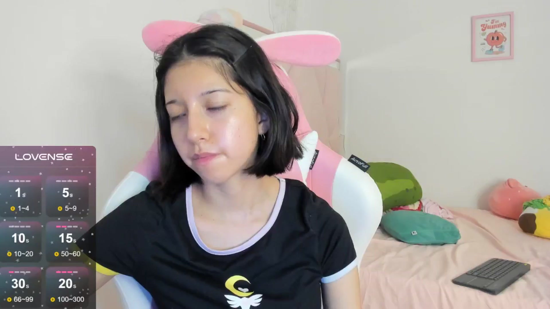 Gallery image thumbnail from Cherrycute666's myfreecams stream on, 09/09/2024, 03:28 image 19 of 20