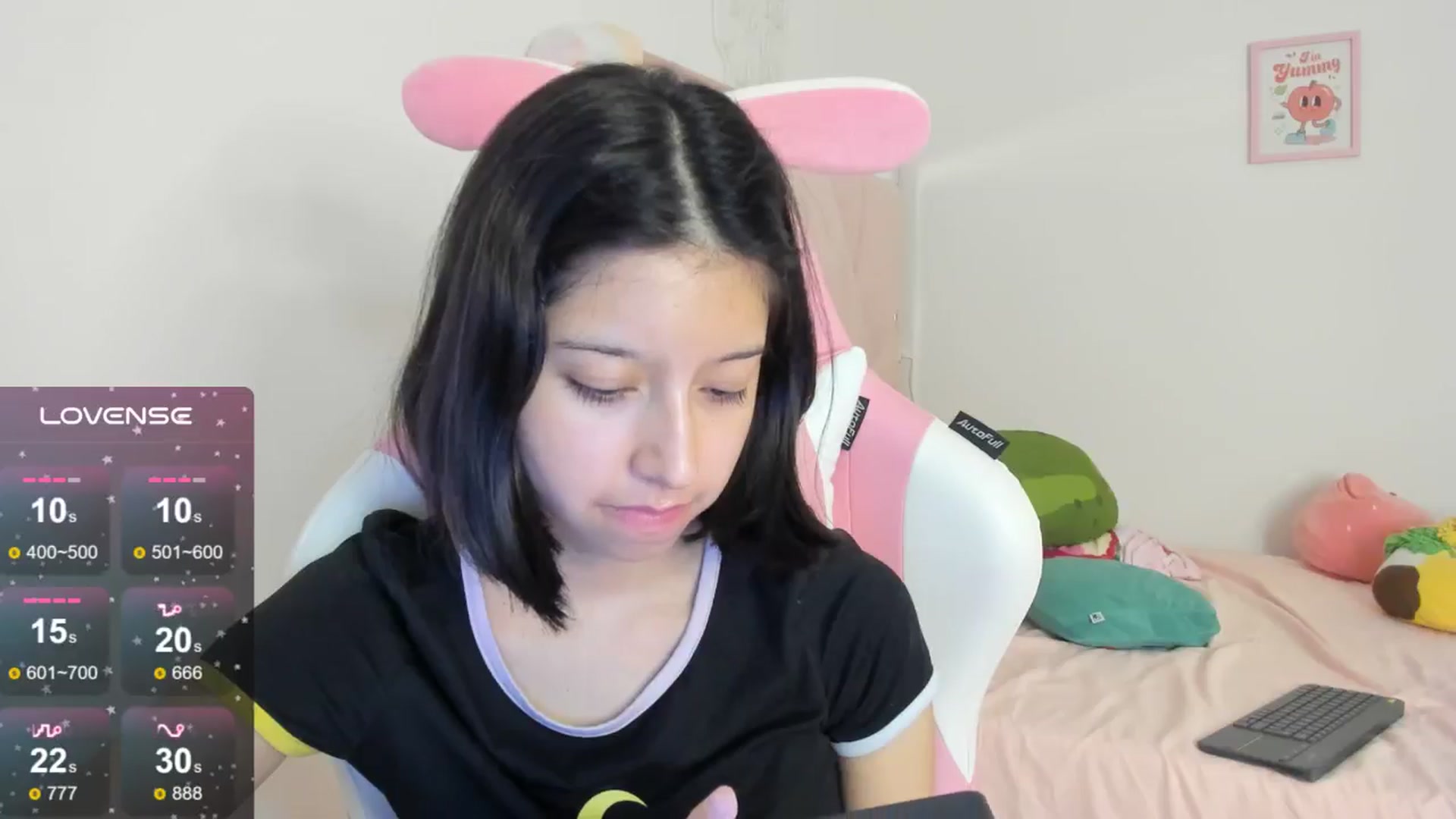 Gallery image thumbnail from Cherrycute666's myfreecams stream on, 09/09/2024, 03:28 image 20 of 20