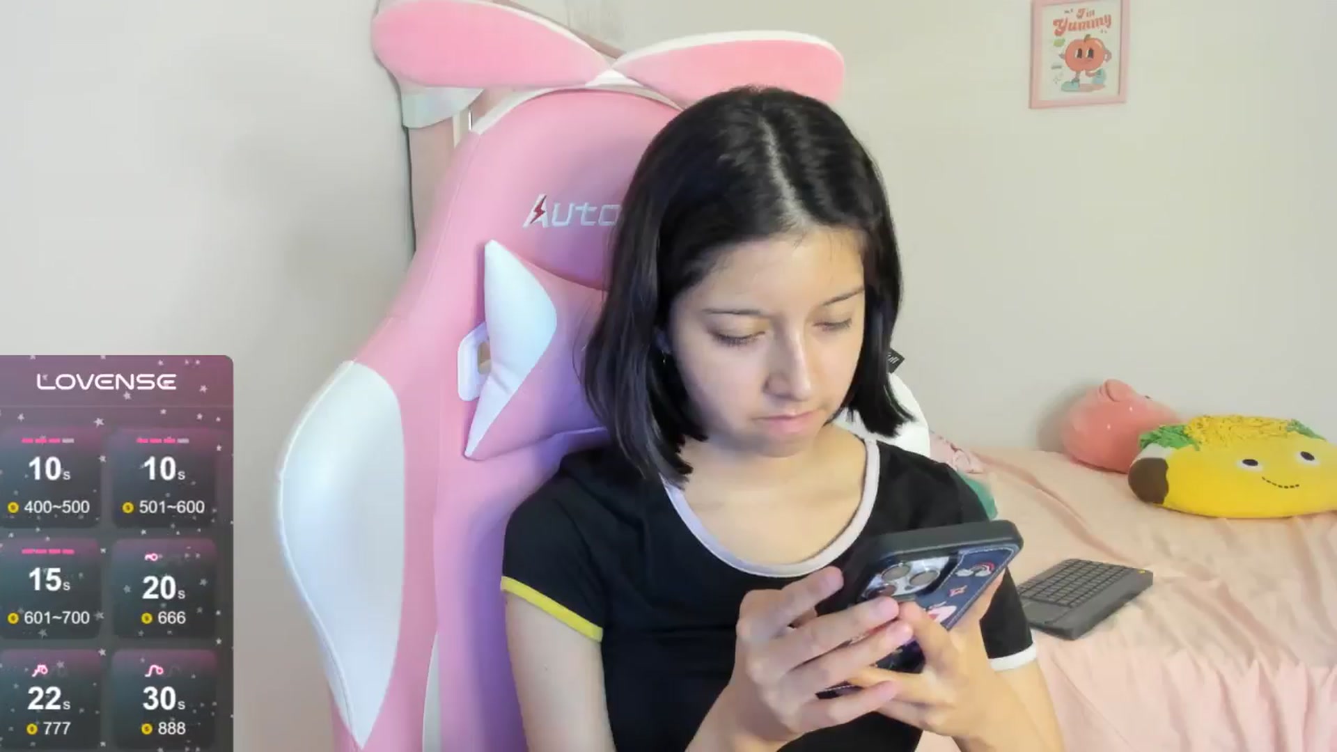 Gallery image thumbnail from Cherrycute666's myfreecams stream on, 09/09/2024, 05:15 image 18 of 20