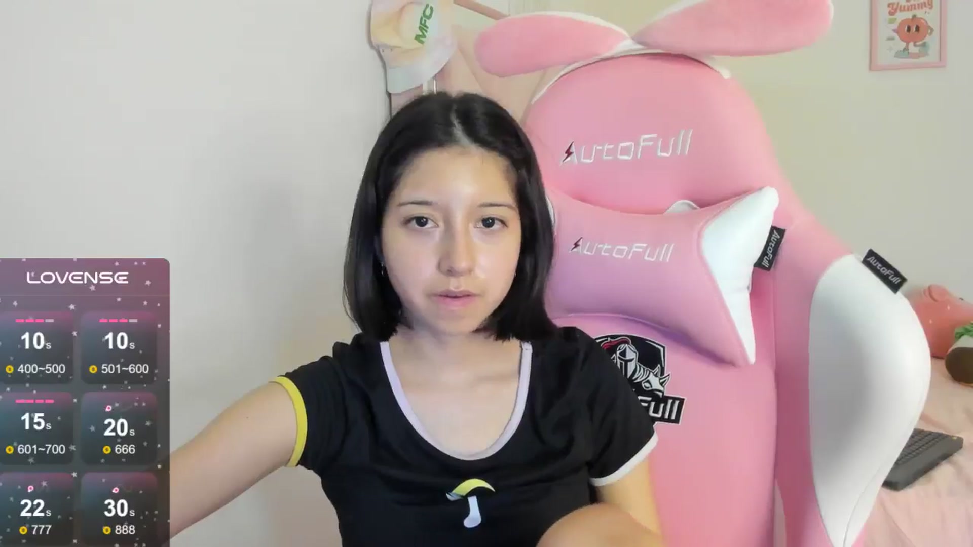 Gallery image thumbnail from Cherrycute666's myfreecams stream on, 09/09/2024, 05:48 image 10 of 20
