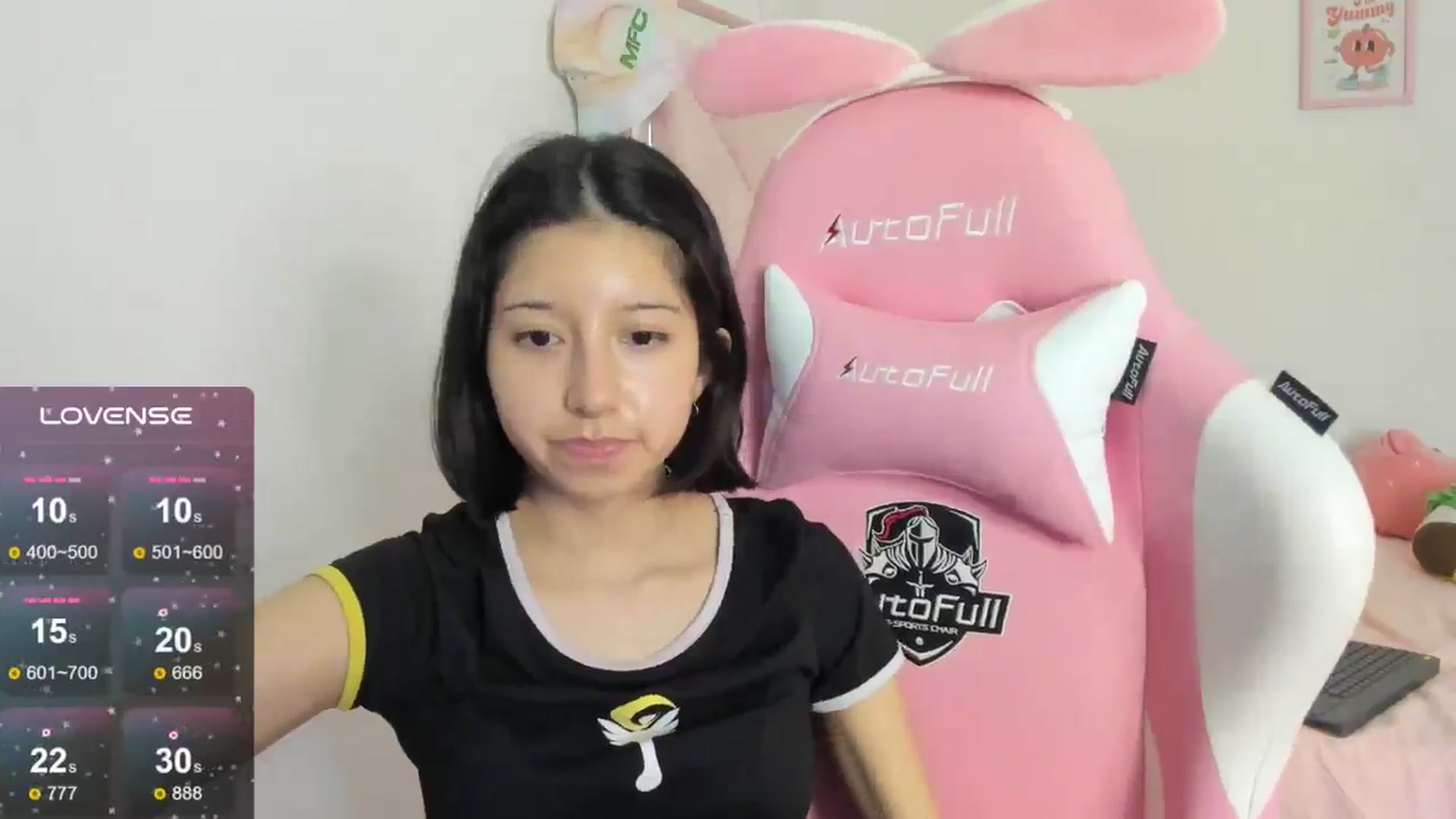 Gallery image thumbnail from Cherrycute666's myfreecams stream on, 09/09/2024, 05:48 image 6 of 20