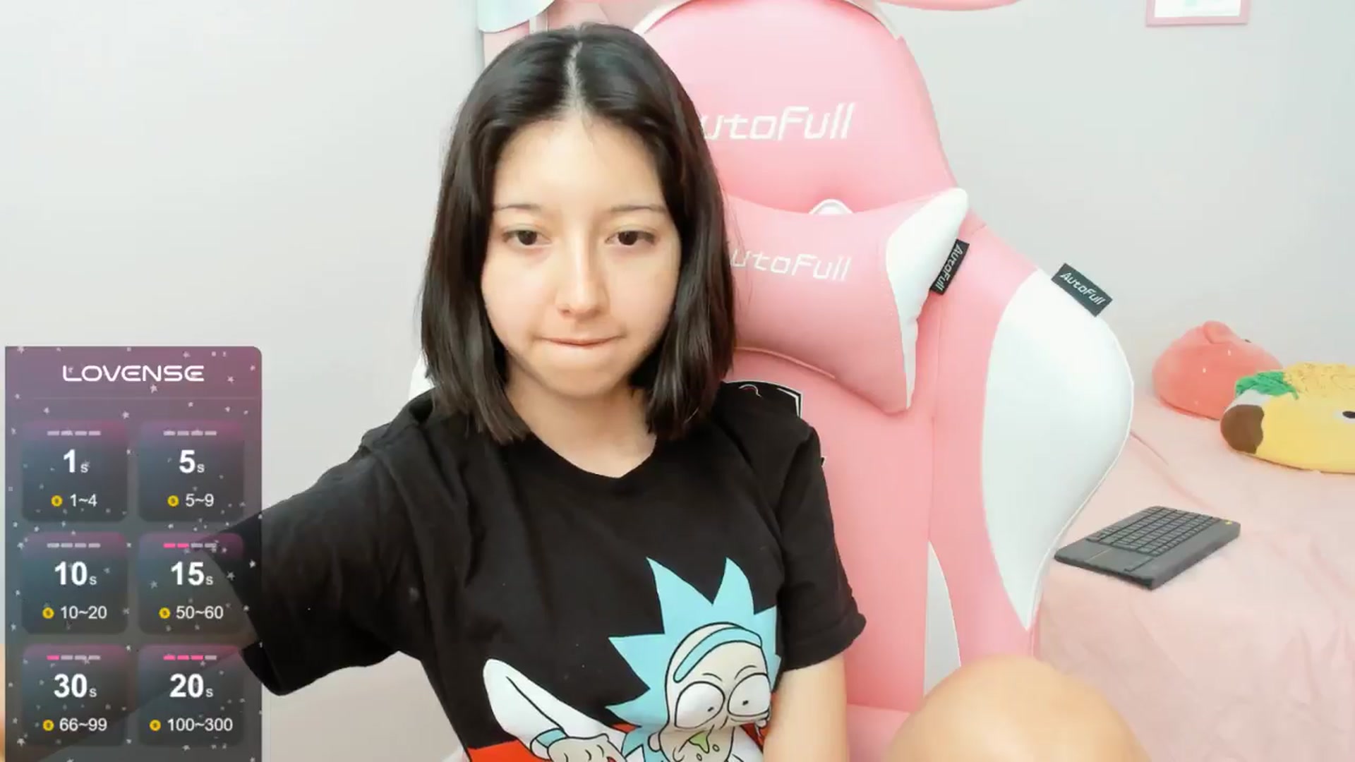 Gallery image thumbnail from Cherrycute666's myfreecams stream on, 09/09/2024, 19:53 image 16 of 20