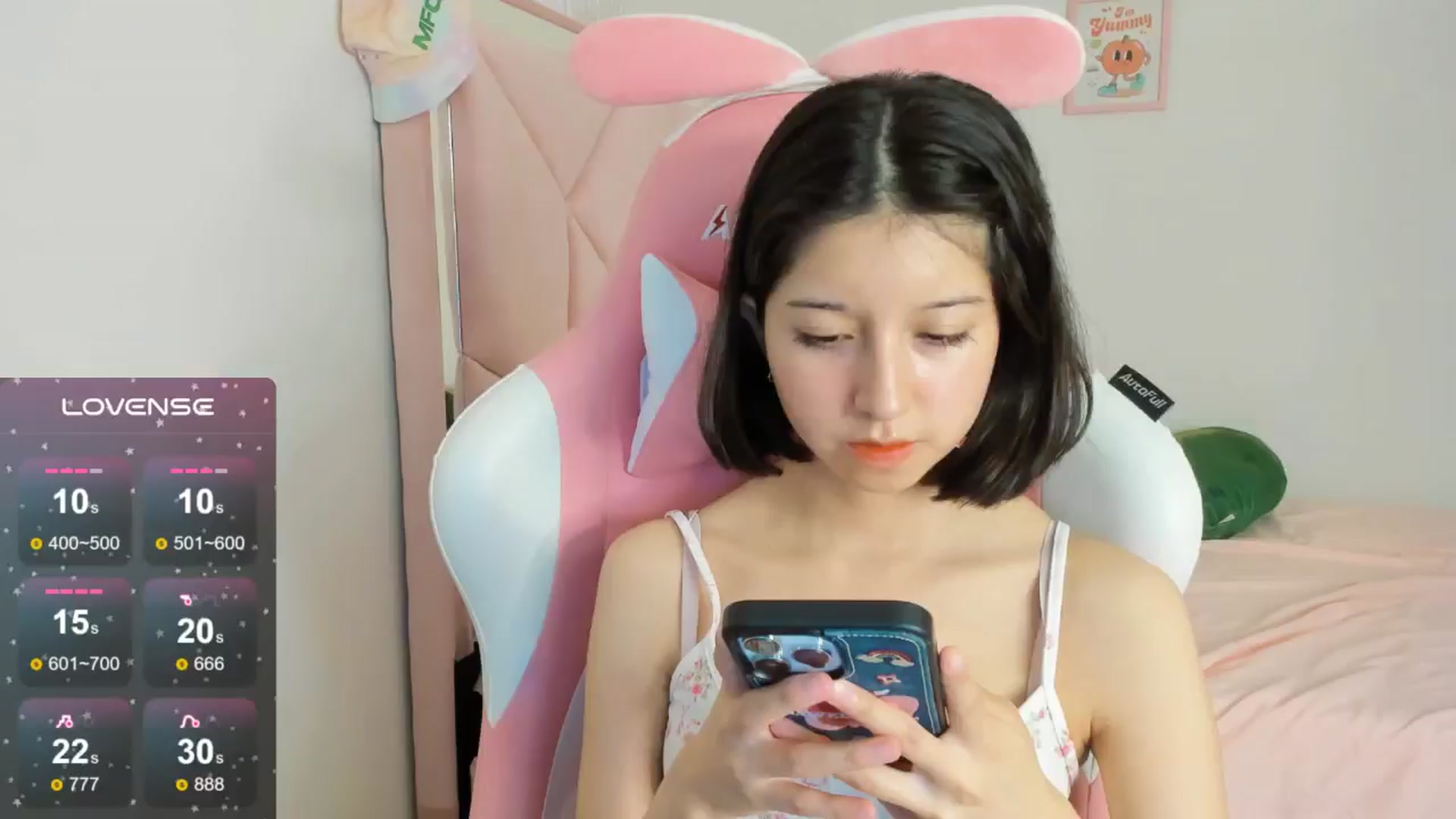 Gallery image thumbnail from Cherrycute666's myfreecams stream on, 09/13/2024, 02:30 image 10 of 20