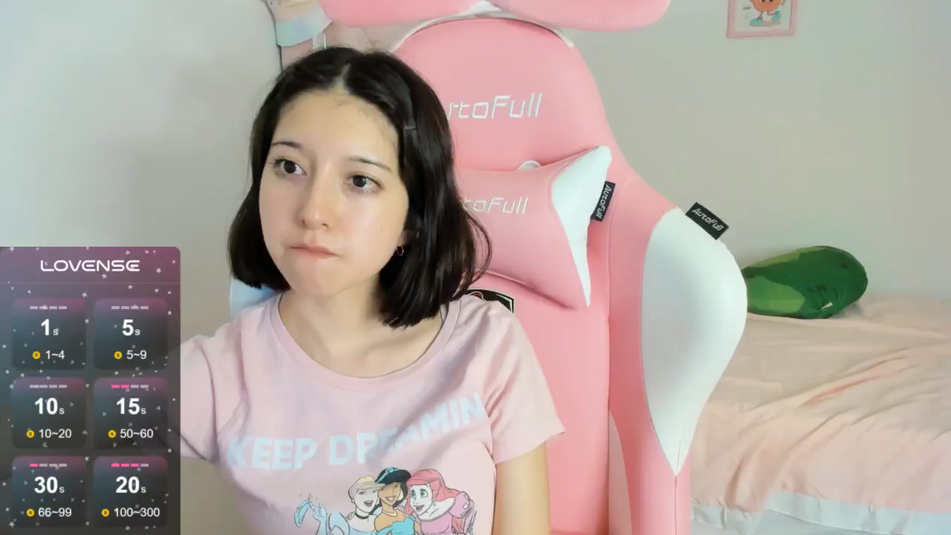 Gallery image thumbnail from Cherrycute666's myfreecams stream on, 09/13/2024, 07:49 image 20 of 20