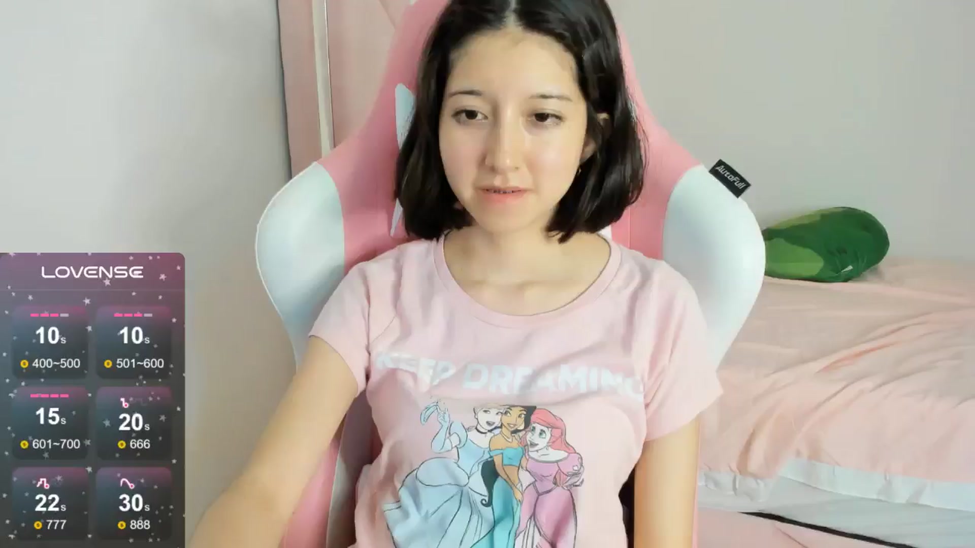 Gallery image thumbnail from Cherrycute666's myfreecams stream on, 09/13/2024, 07:49 image 14 of 20