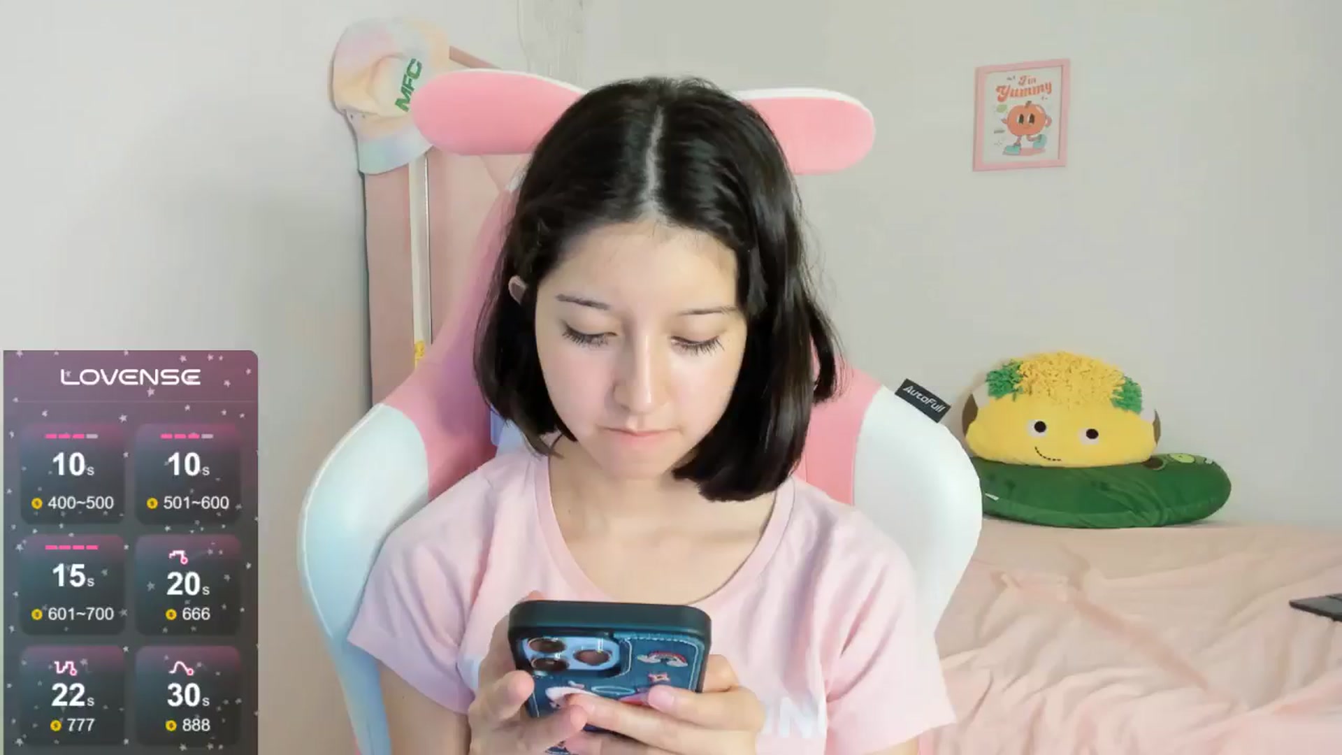 Gallery image thumbnail from Cherrycute666's myfreecams stream on, 09/13/2024, 10:29 image 14 of 20