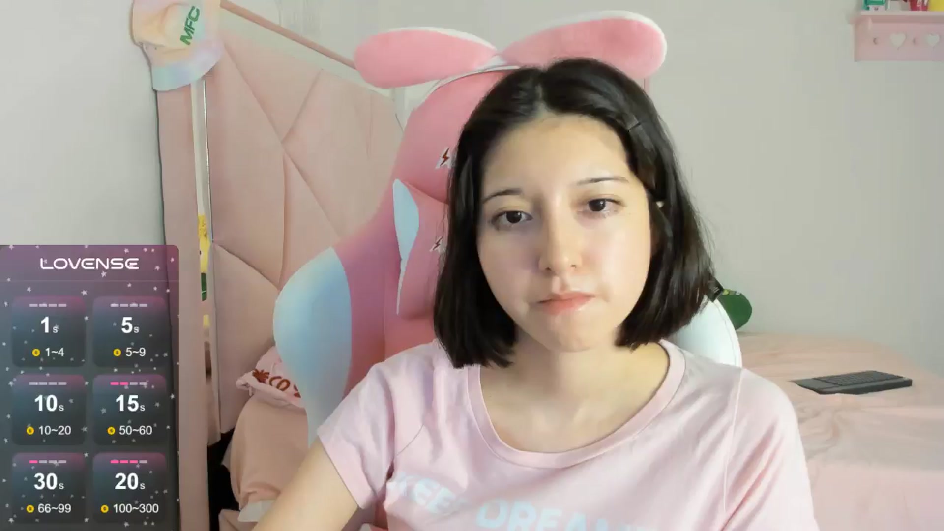 Gallery image thumbnail from Cherrycute666's myfreecams stream on, 09/13/2024, 10:29 image 3 of 20