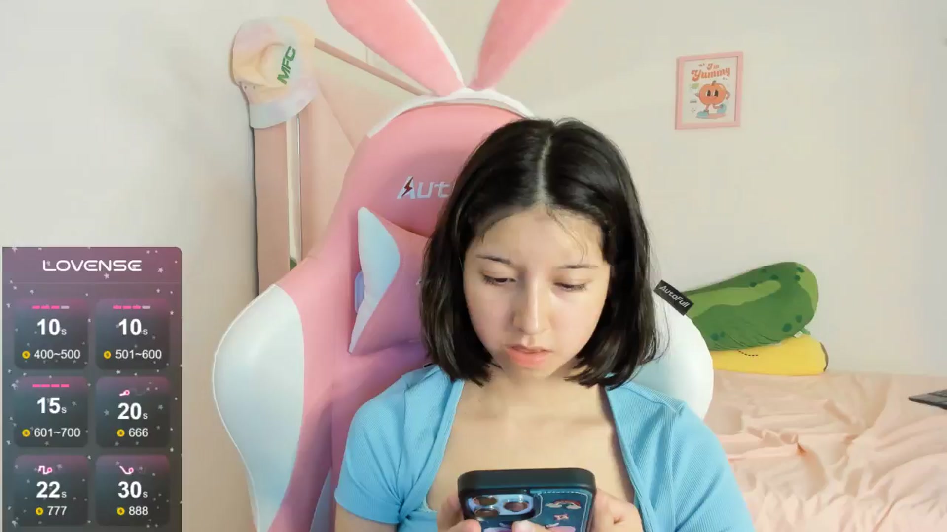 Gallery image thumbnail from Cherrycute666's myfreecams stream on, 09/14/2024, 10:57 image 1 of 20