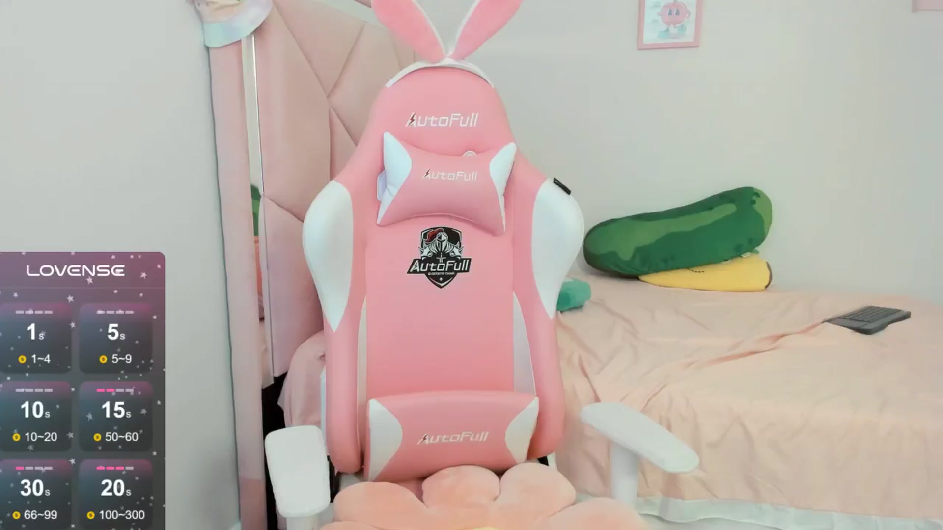 Gallery image thumbnail from Cherrycute666's myfreecams stream on, 09/17/2024, 04:25 image 9 of 20