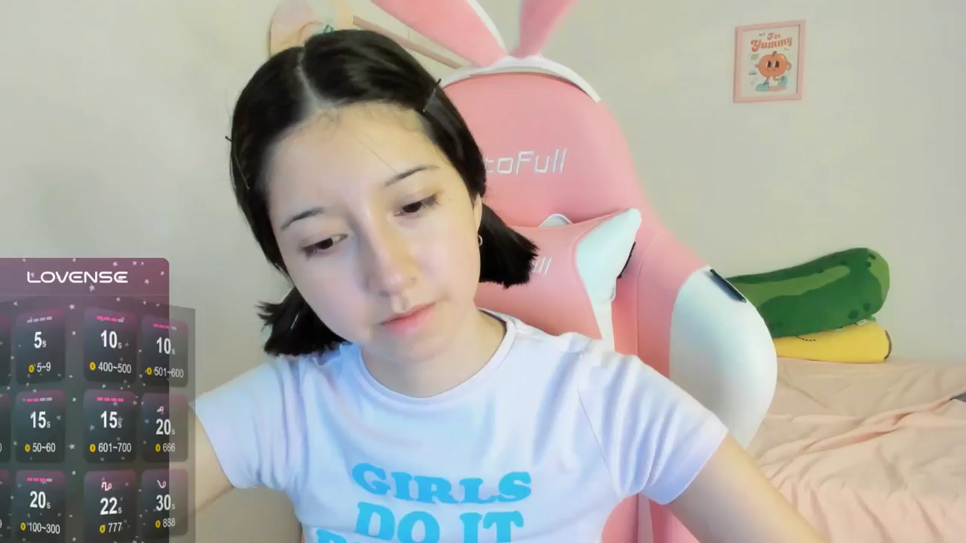 Gallery image thumbnail from Cherrycute666's myfreecams stream on, 09/17/2024, 04:11 image 8 of 20