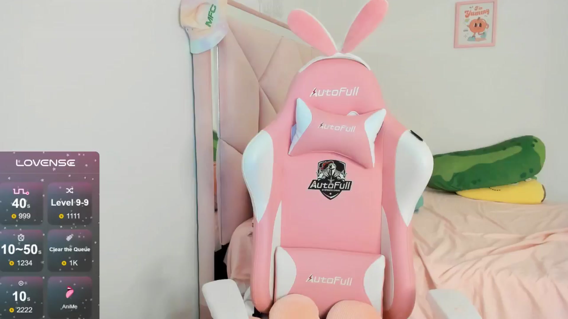 Gallery image thumbnail from Cherrycute666's myfreecams stream on, 09/17/2024, 04:11 image 17 of 20