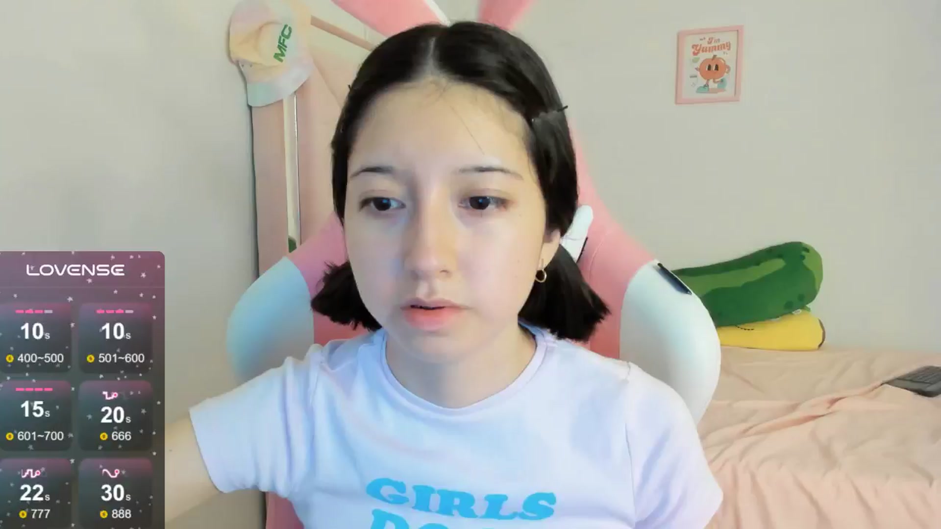 Gallery image thumbnail from Cherrycute666's myfreecams stream on, 09/17/2024, 04:11 image 7 of 20