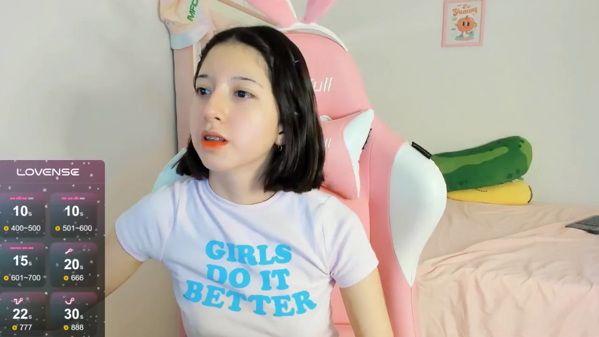 Gallery image thumbnail from Cherrycute666's myfreecams stream on, 09/17/2024, 08:22 image 2 of 20