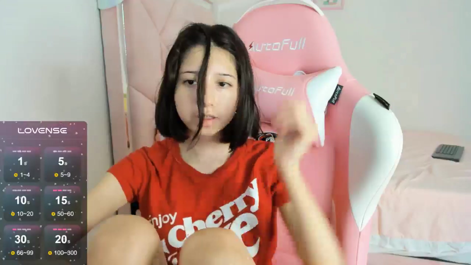 Gallery image thumbnail from Cherrycute666's myfreecams stream on, 09/18/2024, 09:05 image 8 of 20