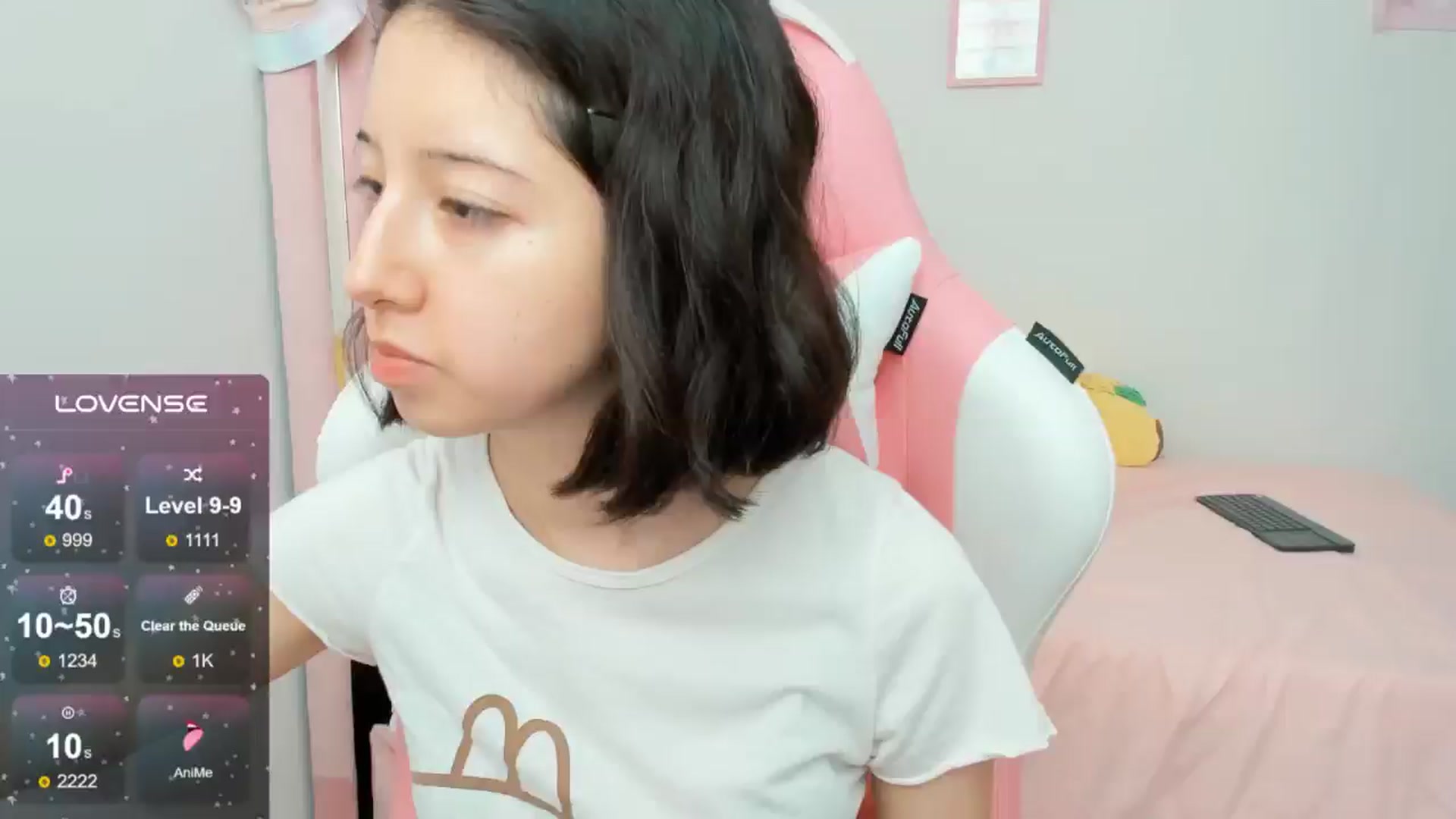 Gallery image thumbnail from Cherrycute666's myfreecams stream on, 09/18/2024, 21:18 image 6 of 20