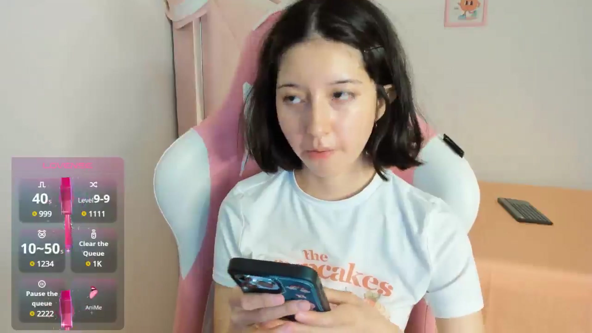 Gallery image thumbnail from Cherrycute666's myfreecams stream on, 09/19/2024, 06:04 image 8 of 20