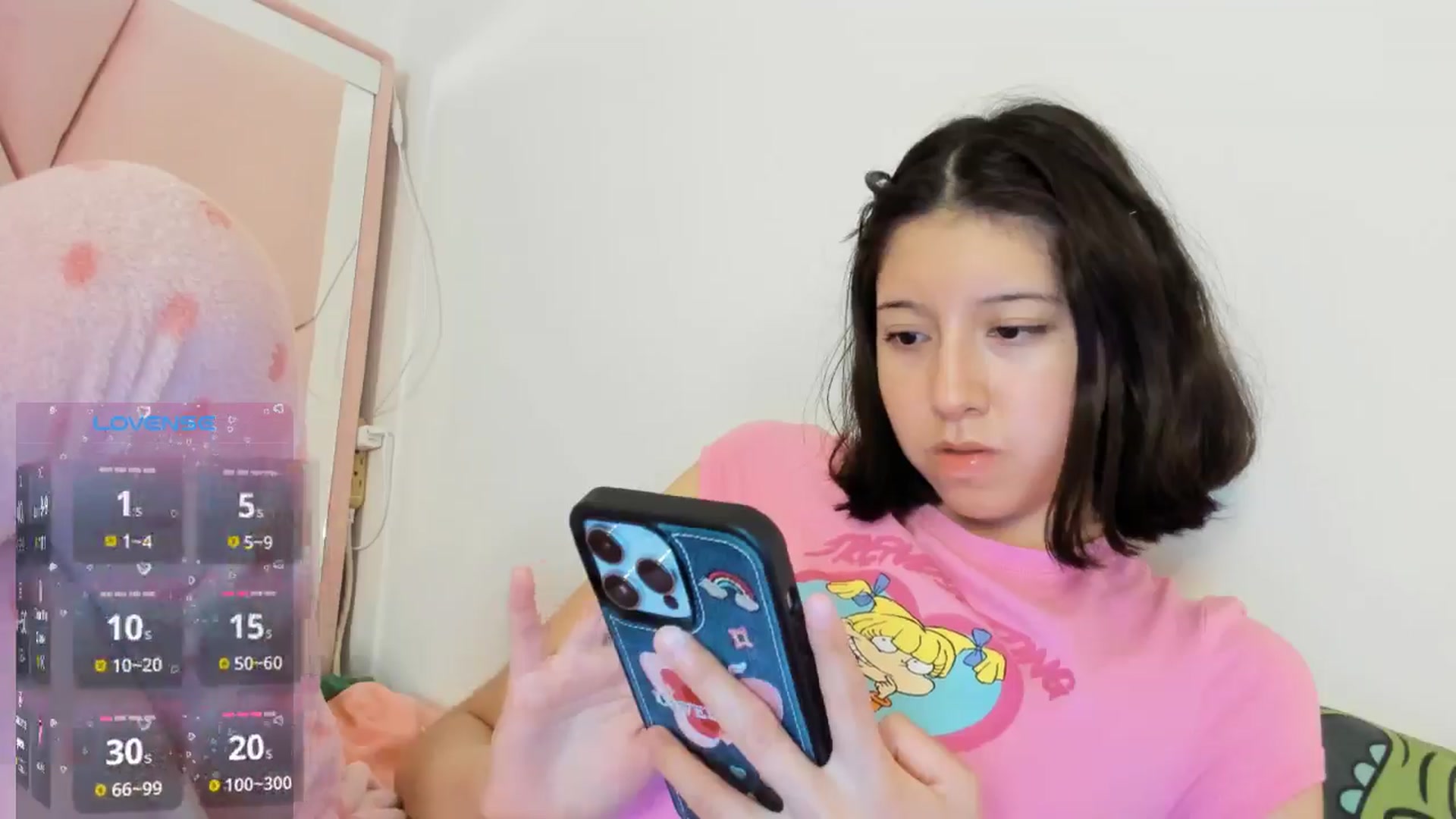 Gallery image thumbnail from Cherrycute666's myfreecams stream on, 09/30/2024, 24:14 image 19 of 20