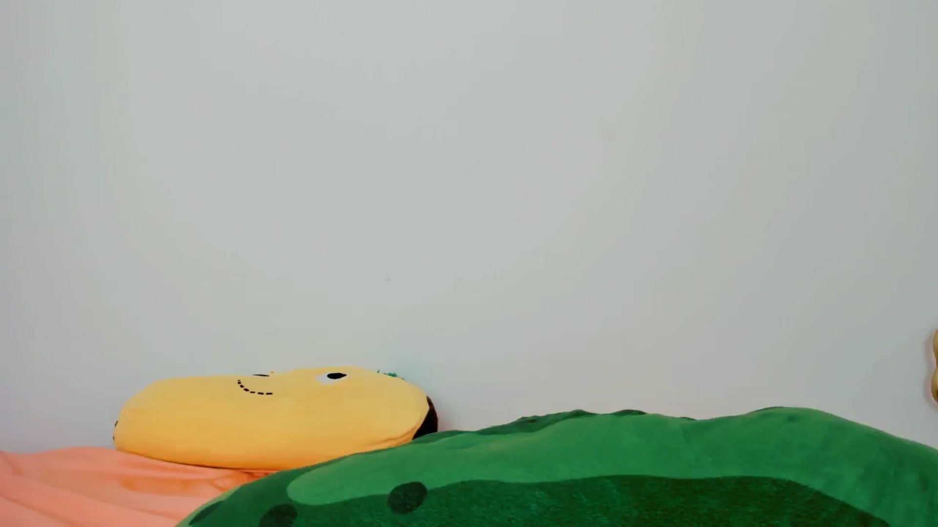 Gallery image thumbnail from Cherrycute666's myfreecams stream on, 09/30/2024, 19:30 image 10 of 20