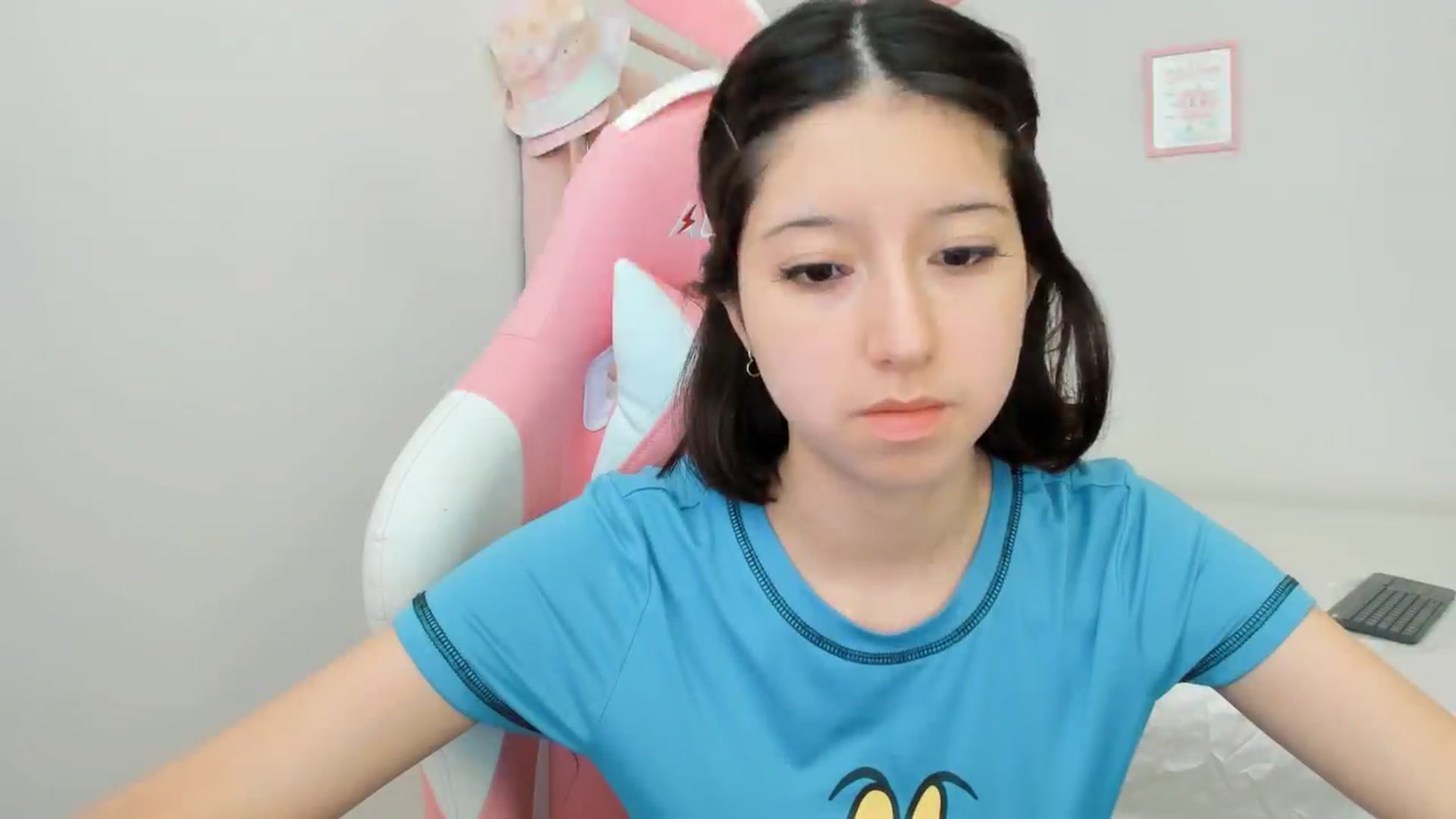 Gallery image thumbnail from Cherrycute666's myfreecams stream on, 10/01/2024, 19:59 image 20 of 20