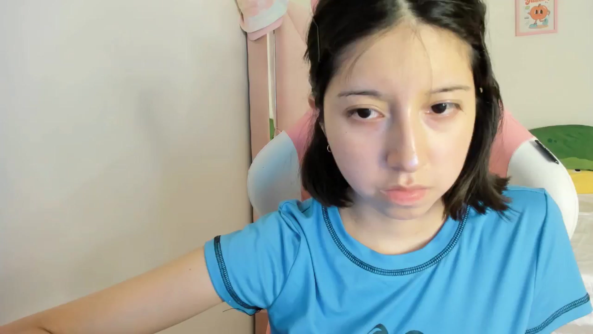 Gallery image thumbnail from Cherrycute666's myfreecams stream on, 10/02/2024, 04:04 image 17 of 20