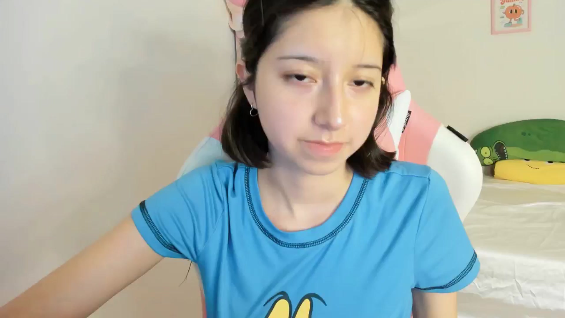 Gallery image thumbnail from Cherrycute666's myfreecams stream on, 10/02/2024, 04:04 image 8 of 20