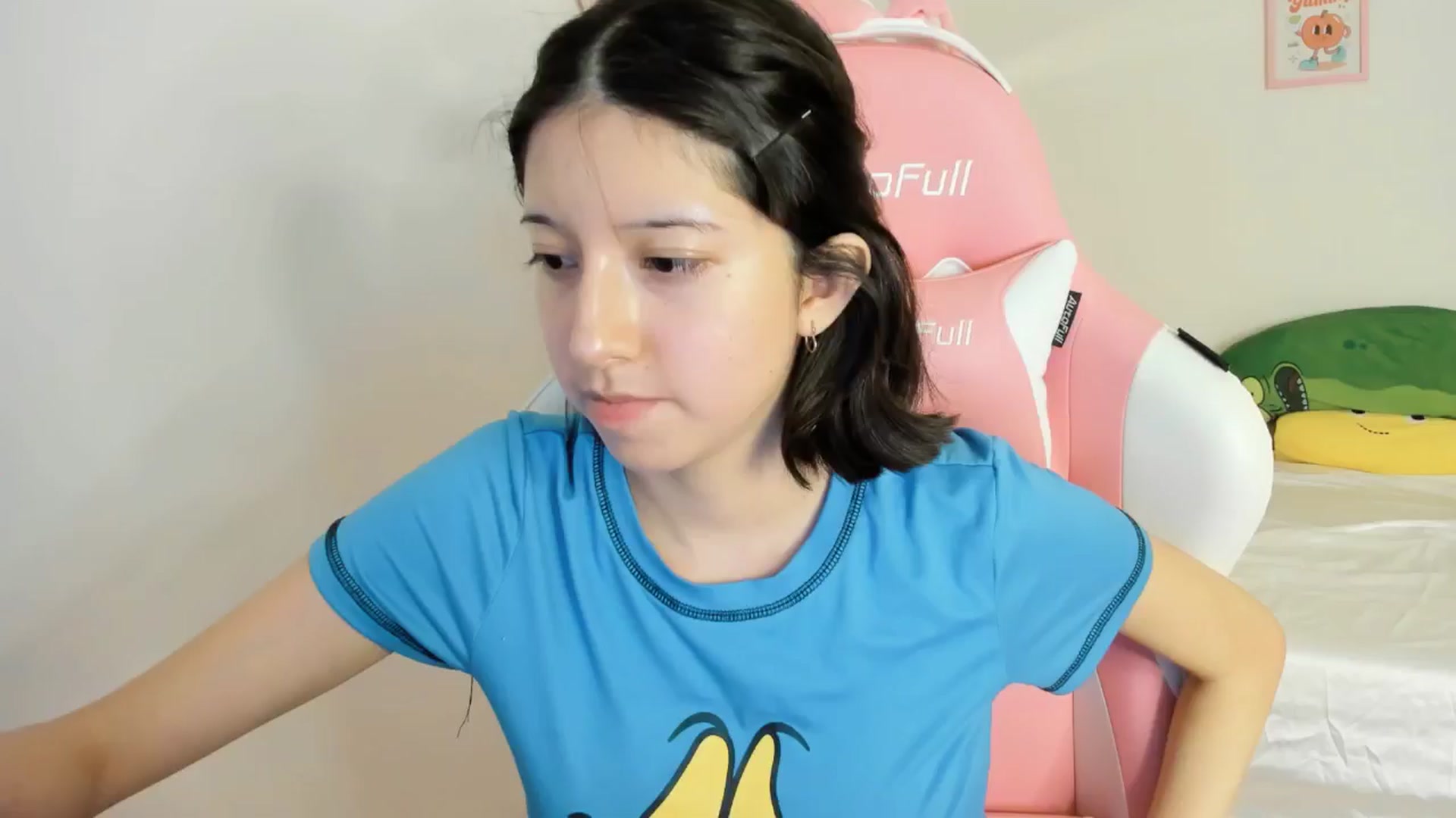 Gallery image thumbnail from Cherrycute666's myfreecams stream on, 10/02/2024, 04:04 image 6 of 20