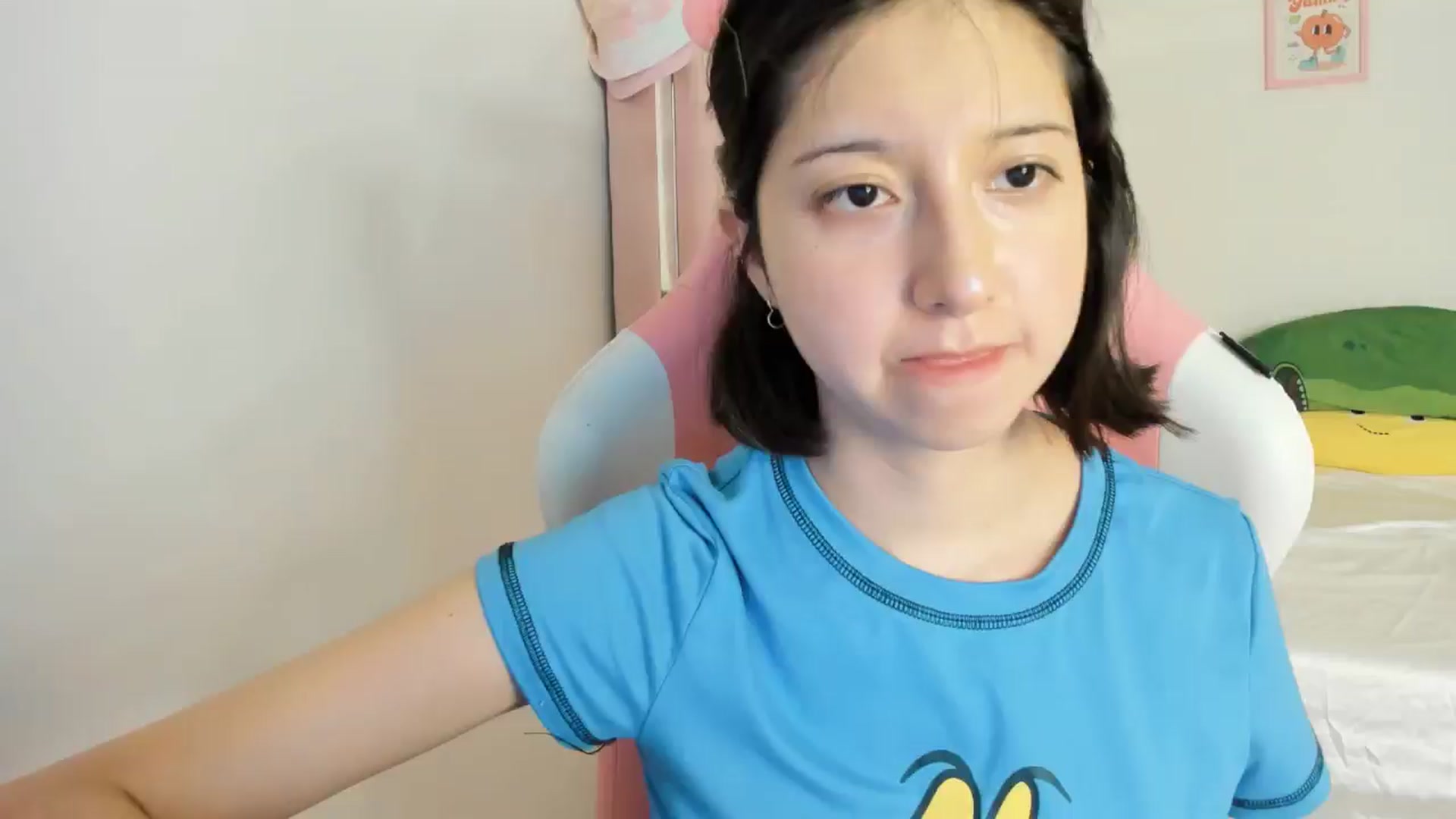 Gallery image thumbnail from Cherrycute666's myfreecams stream on, 10/02/2024, 04:04 image 16 of 20