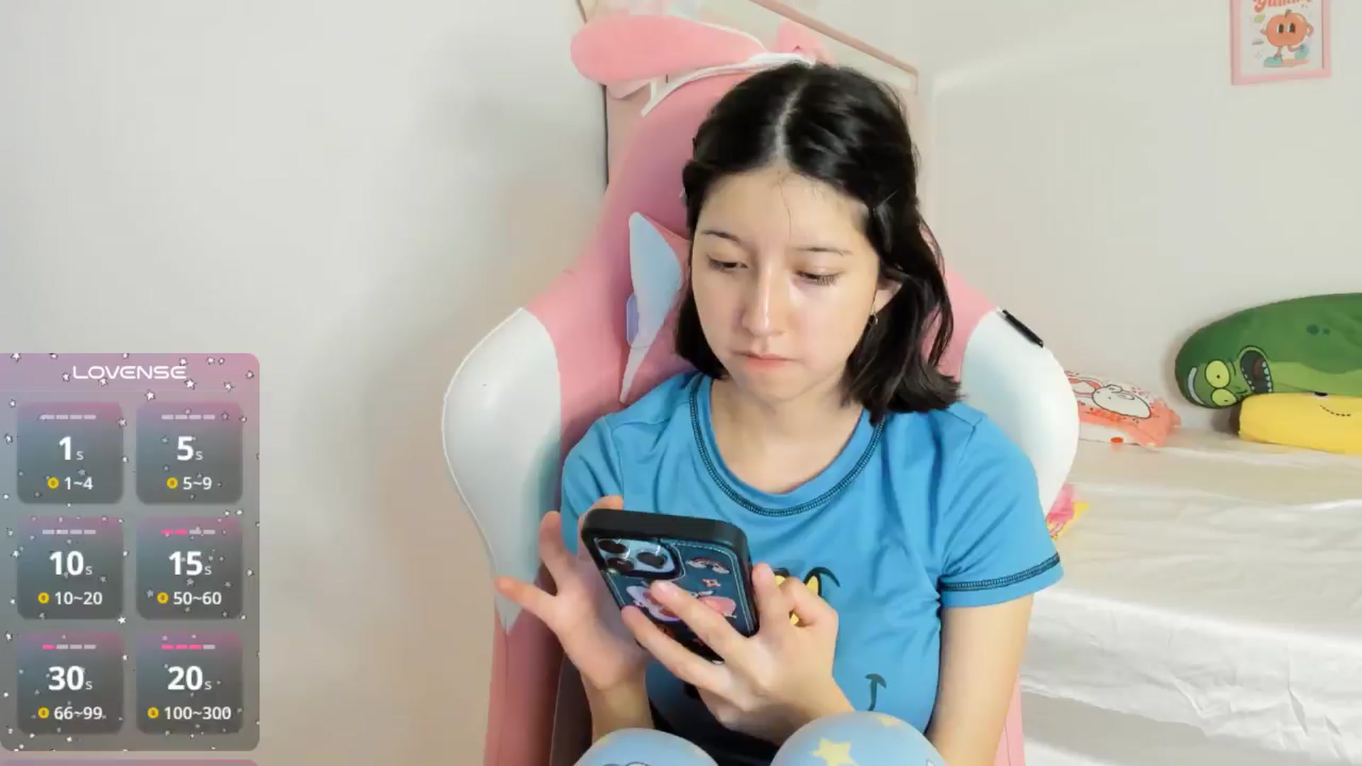 Gallery image thumbnail from Cherrycute666's myfreecams stream on, 10/02/2024, 07:55 image 3 of 20