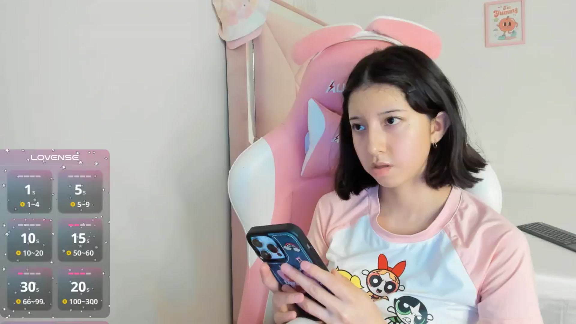 Gallery image thumbnail from Cherrycute666's myfreecams stream on, 10/03/2024, 05:53 image 16 of 20