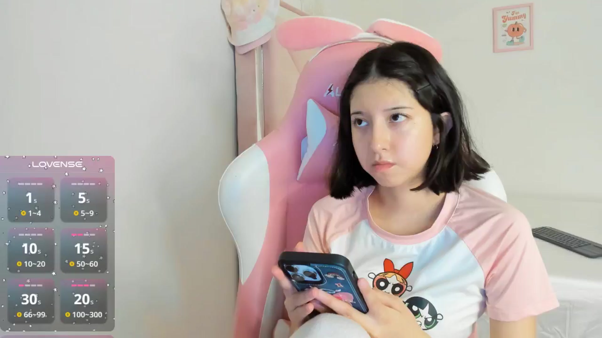 Gallery image thumbnail from Cherrycute666's myfreecams stream on, 10/03/2024, 05:53 image 3 of 20